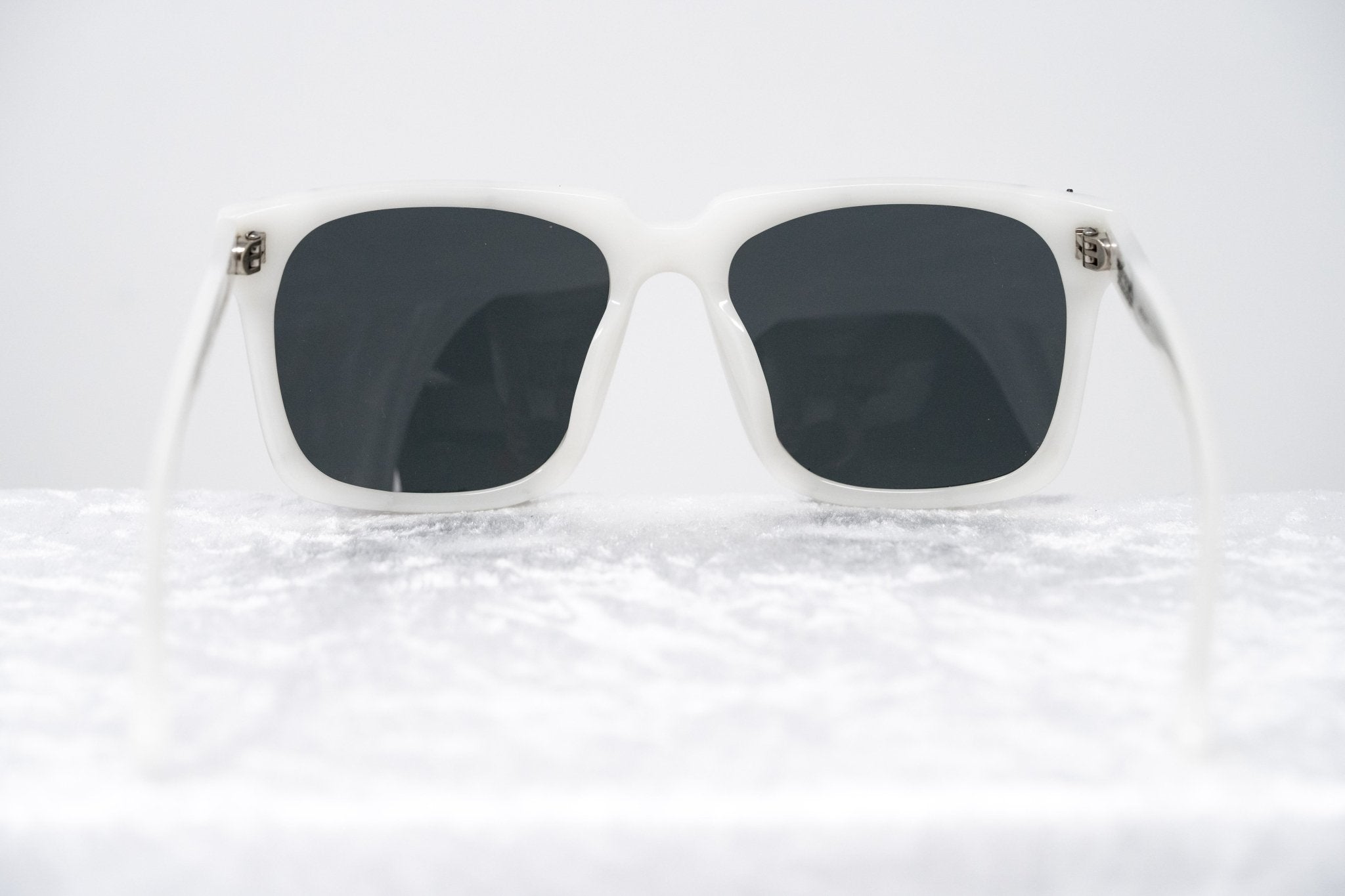 Kokon To Zai Sunglasses D-Frame White and Silver-GR8 Sunglasses