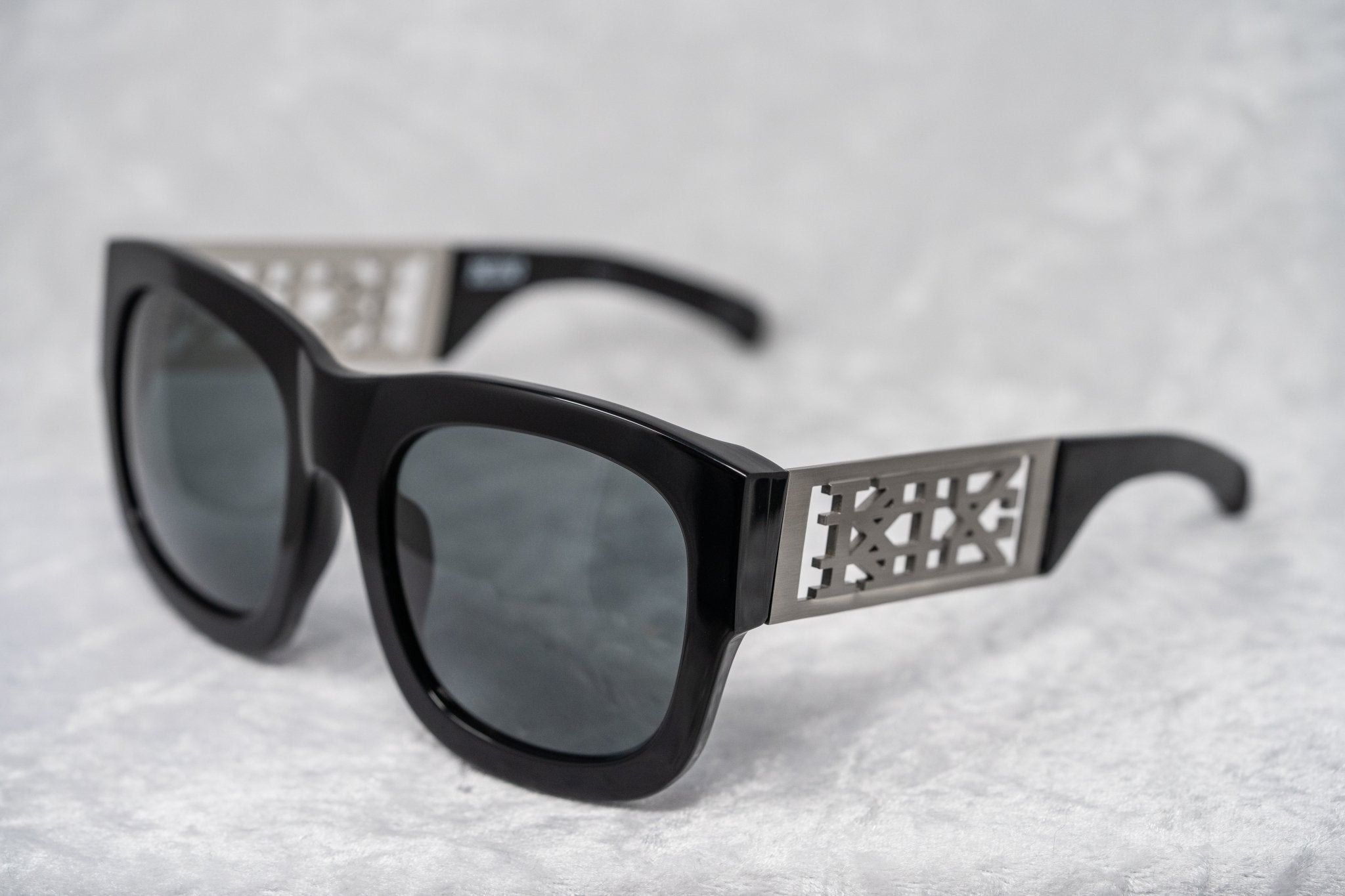 Kokon To Zai Ladies Sunglasses Oversized Glossy Black and Grey KTZ17C1SUN-GR8 Sunglasses