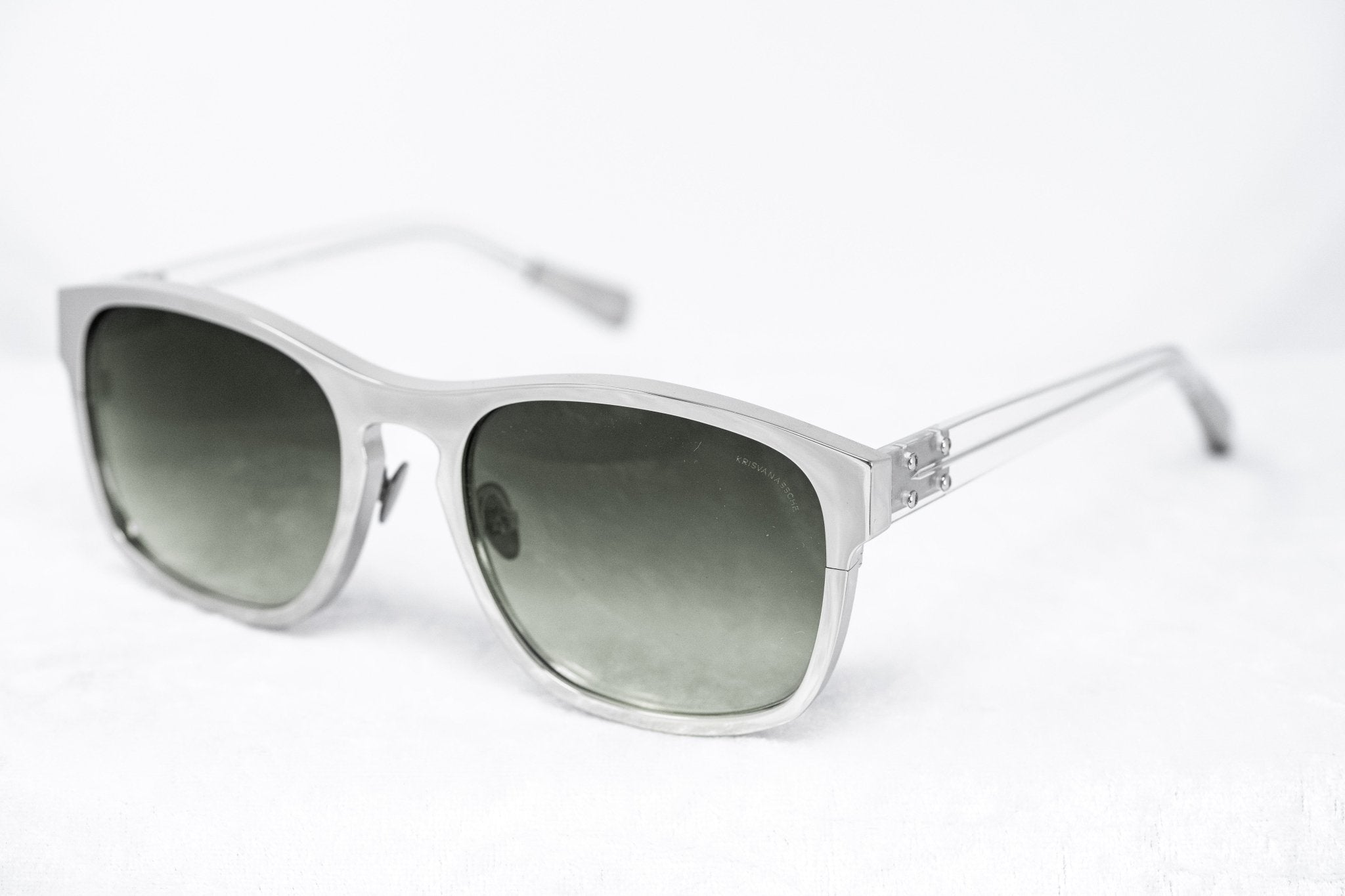 Kris Van Assche Sunglasses Unisex With D-Frame Silver Metal and Green Graduated Lenses - KVA3C4SUN - Watches & Crystals