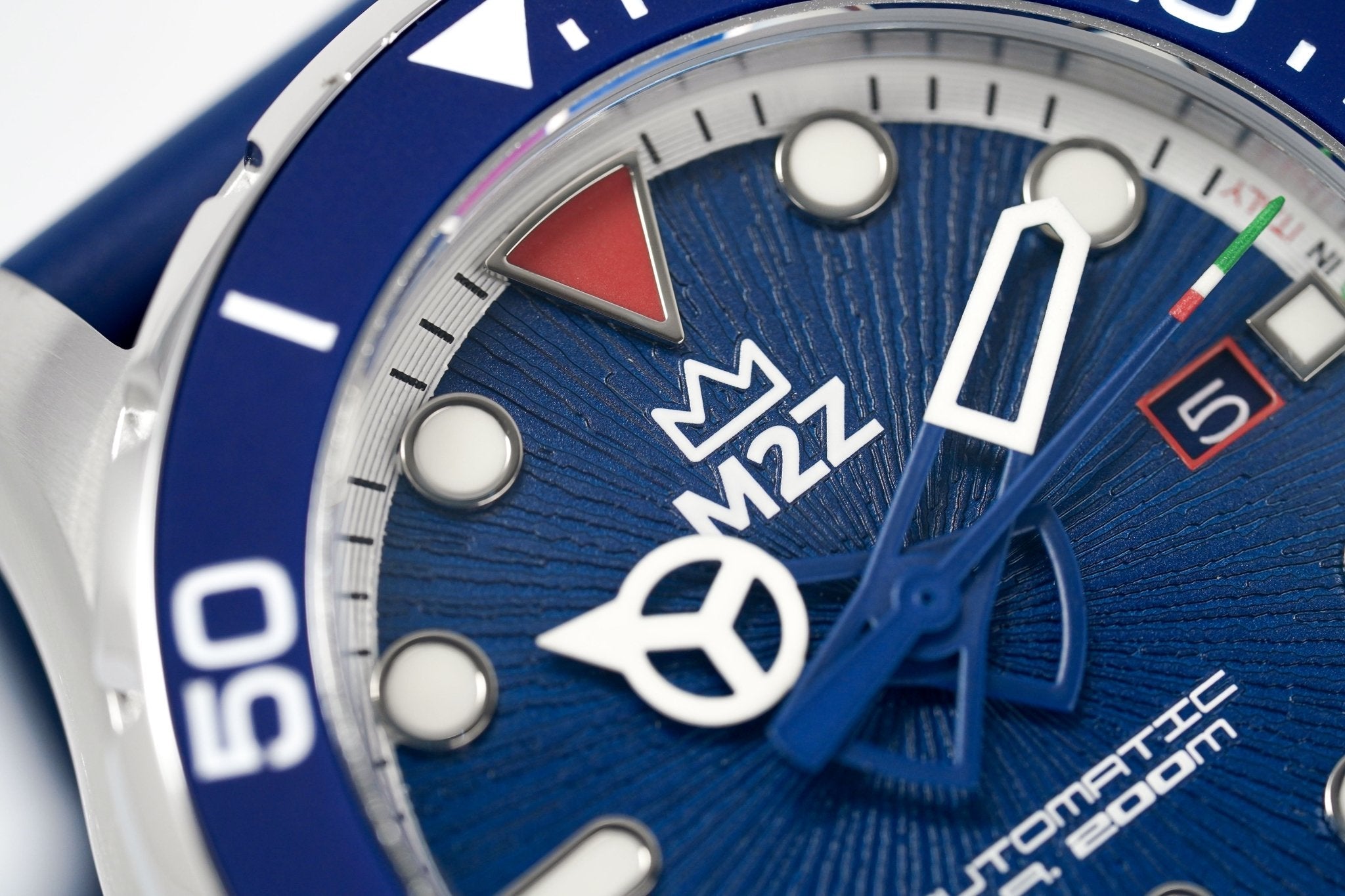 M2Z Men's Watch Diver 200 Blue 200-007-GR8 Sunglasses