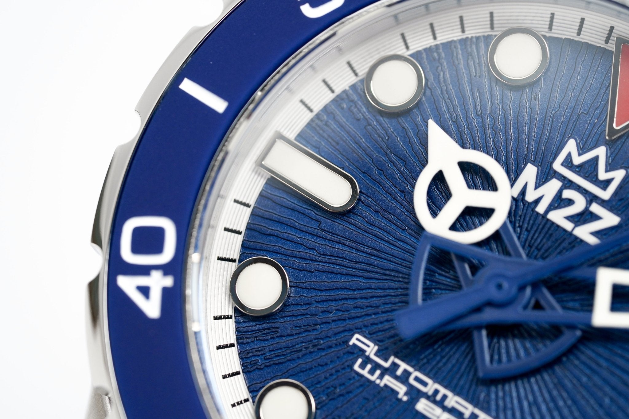 M2Z Men's Watch Diver 200 Blue 200-007-GR8 Sunglasses