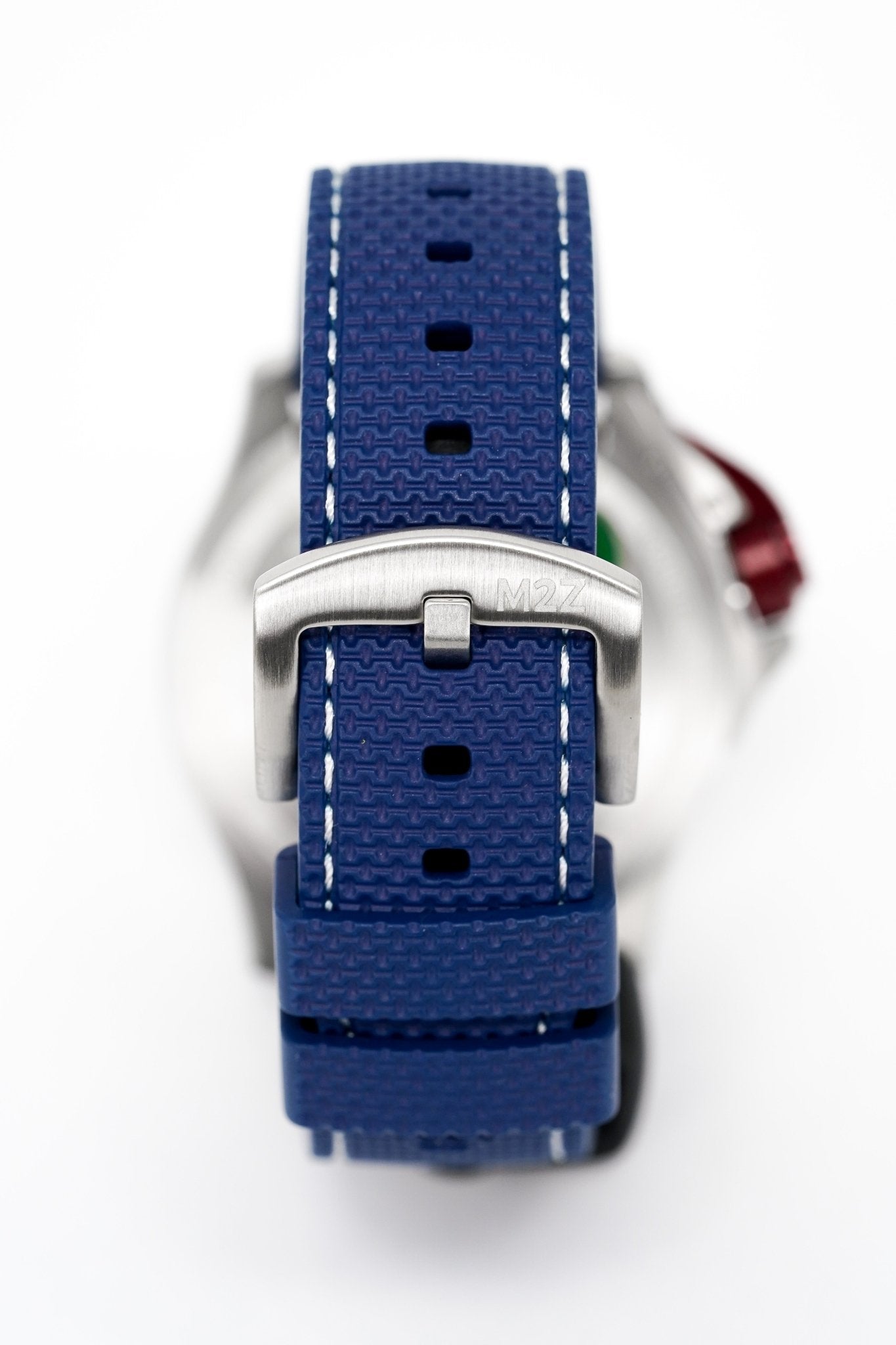 M2Z Men's Watch Diver 200 Blue 200-007-GR8 Sunglasses