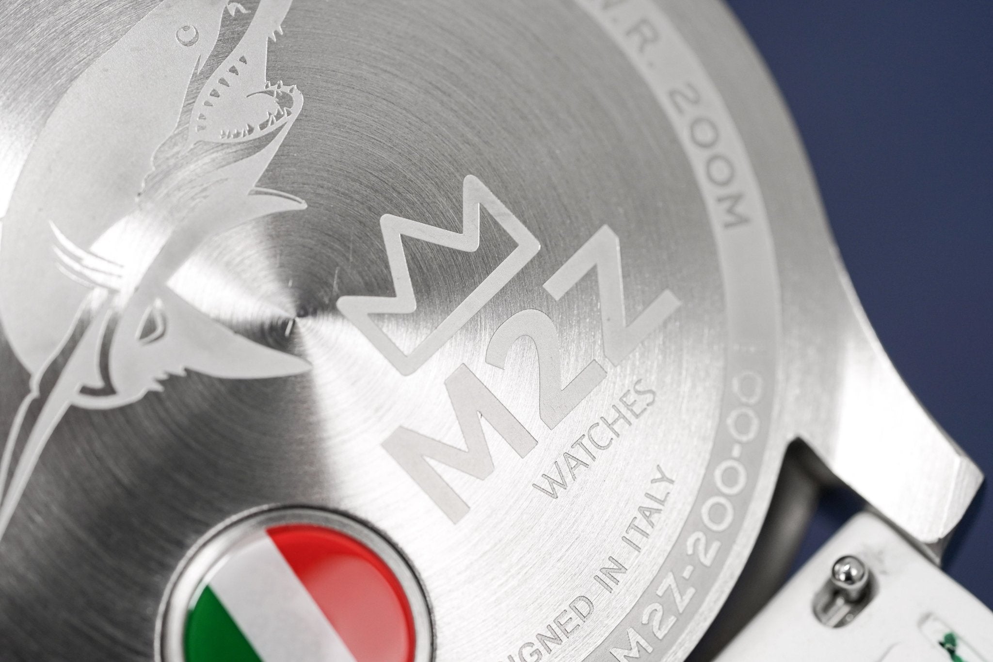 M2Z Men's Watch Diver 200 Green 200-001-GR8 Sunglasses