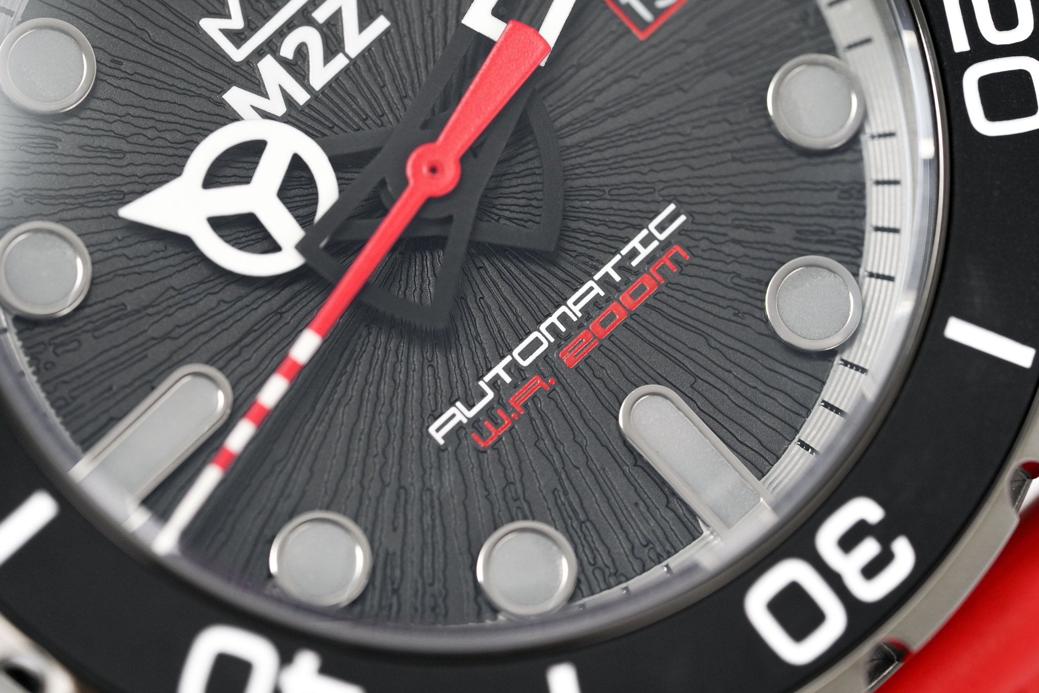 M2Z Men's Watch Diver 200 Red IP Gun 200-005-GR8 Sunglasses