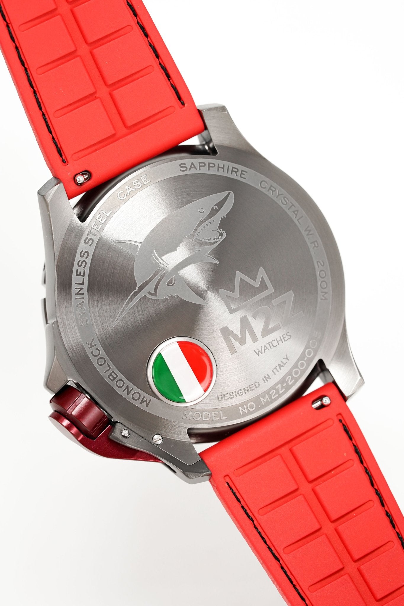 M2Z Men's Watch Diver 200 Red IP Gun 200-005-GR8 Sunglasses