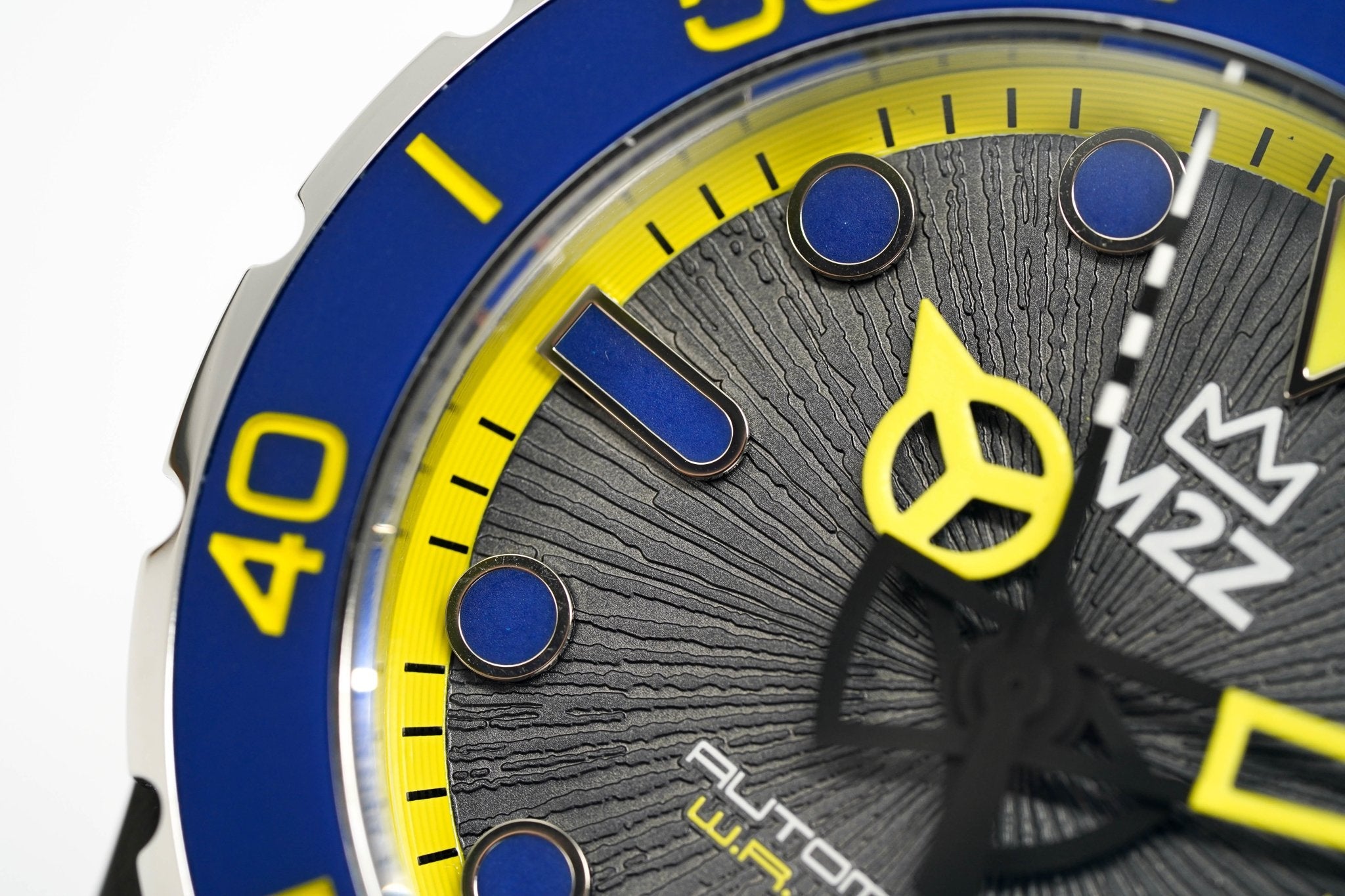 M2Z Men's Watch Diver 200 Yellow IP Black 200-006-GR8 Sunglasses