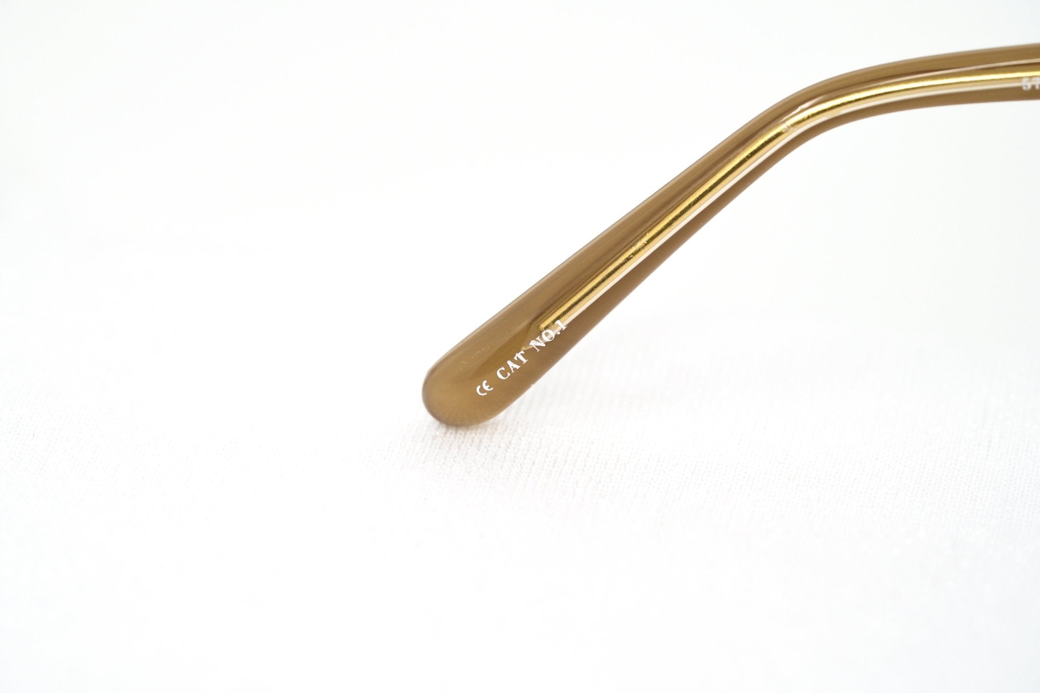 NO 21 Women's Sunglasses Cat Eye Gold-GR8 Sunglasses