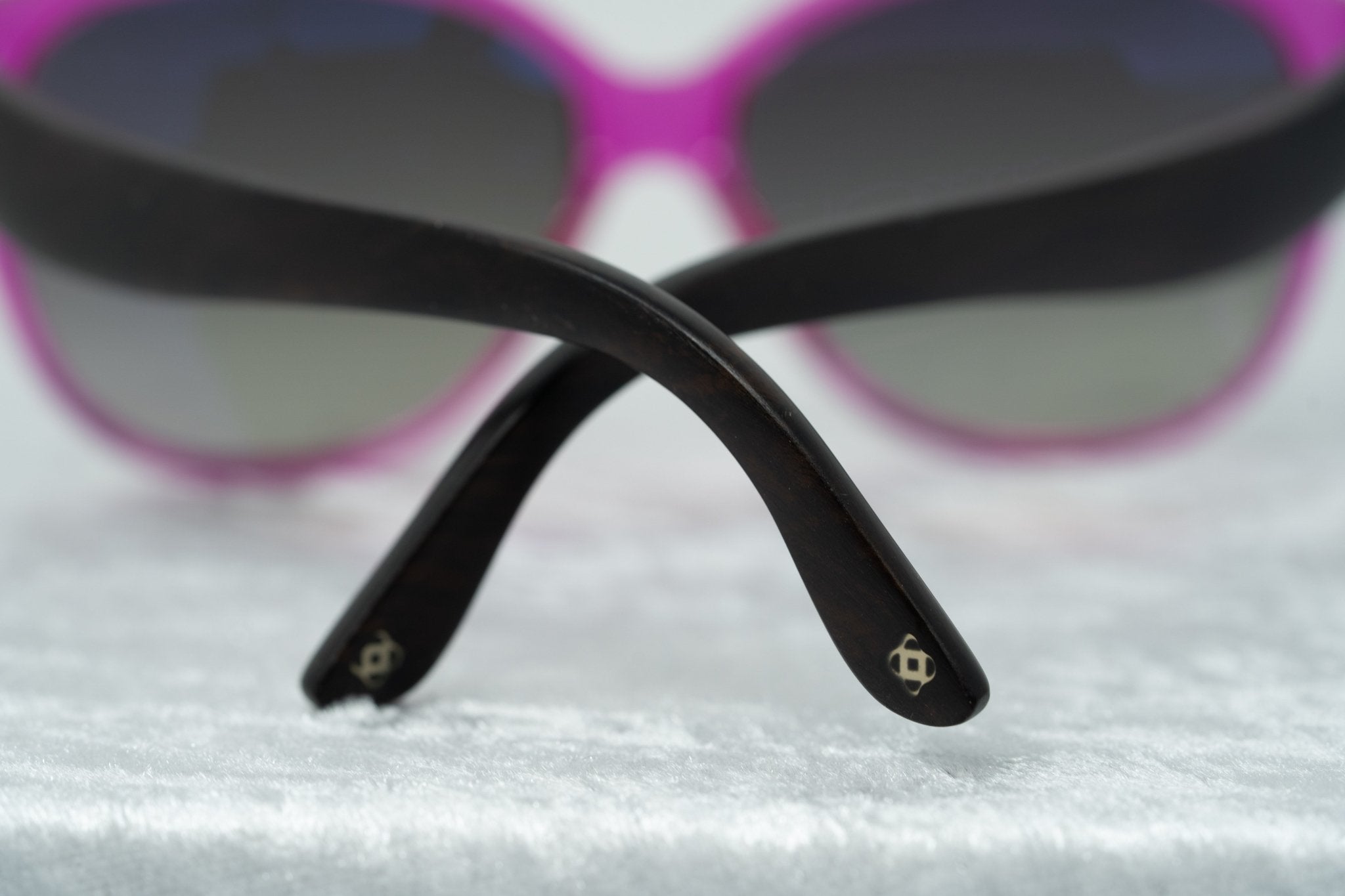 Oscar De La Renta Sunglasses Oval Pink and Dark Grey-GR8 Sunglasses