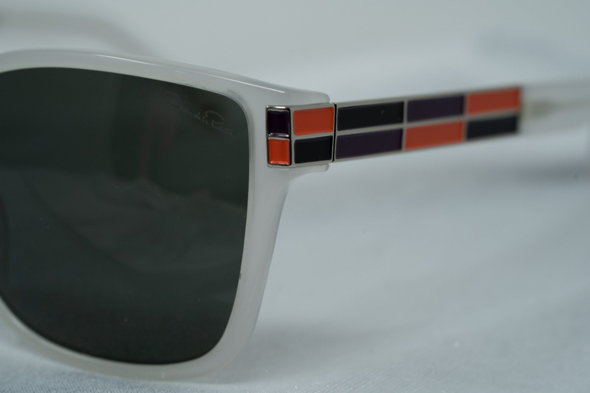 Oscar De La Renta Sunglasses Oversized Clear and Green-GR8 Sunglasses