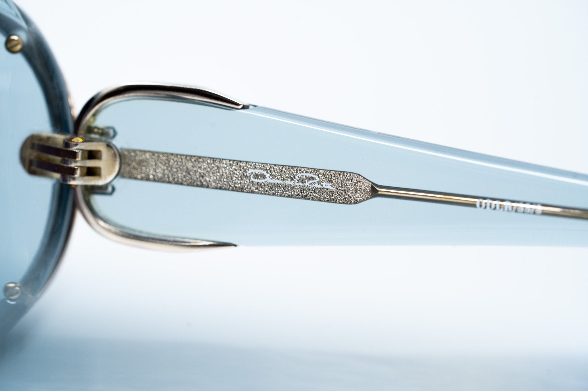 Oscar De La Renta Sunglasses Oversized Blue and Dark Grey-GR8 Sunglasses