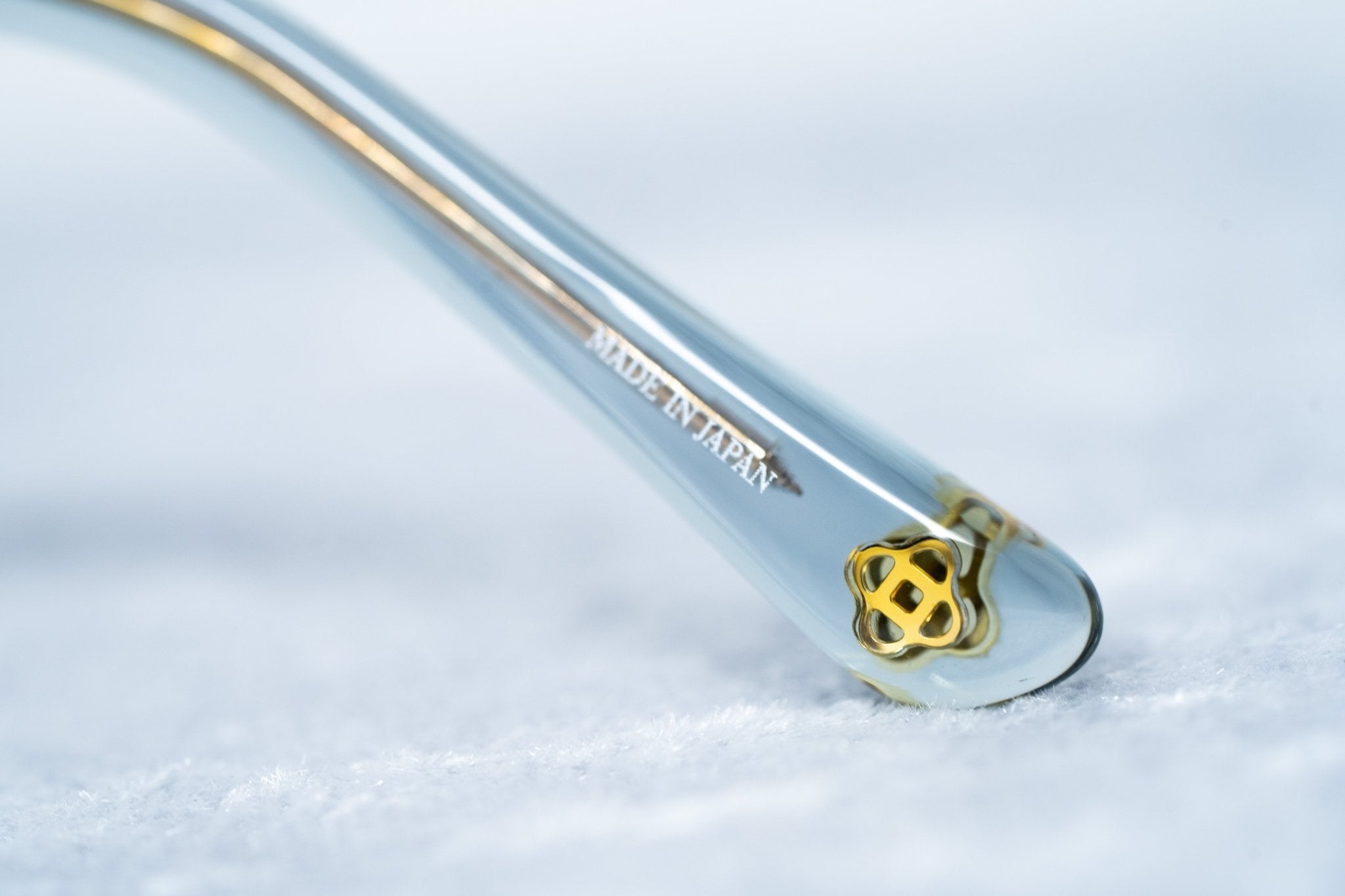 Oscar De La Renta Sunglasses Oversized Blue and Dark Grey-GR8 Sunglasses