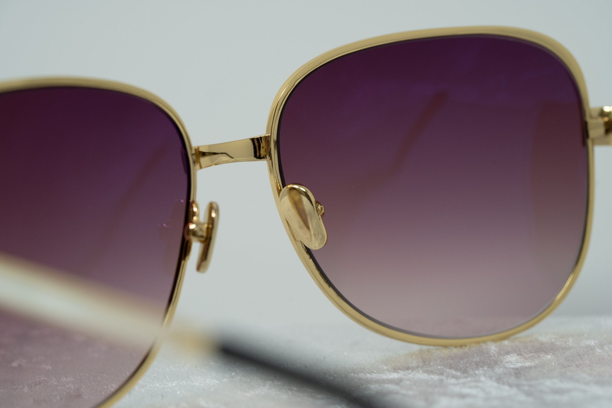 Oscar De La Renta Sunglasses Oversized Gold and Purple-GR8 Sunglasses