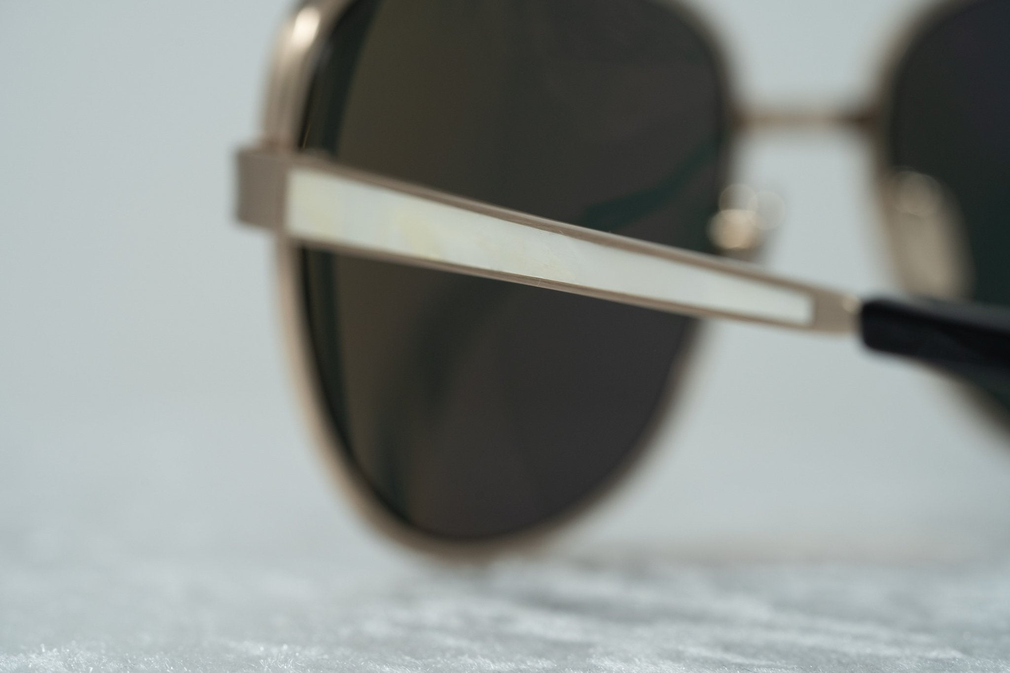 Oscar De La Renta Sunglasses Oversized Rose Gold and Green-GR8 Sunglasses