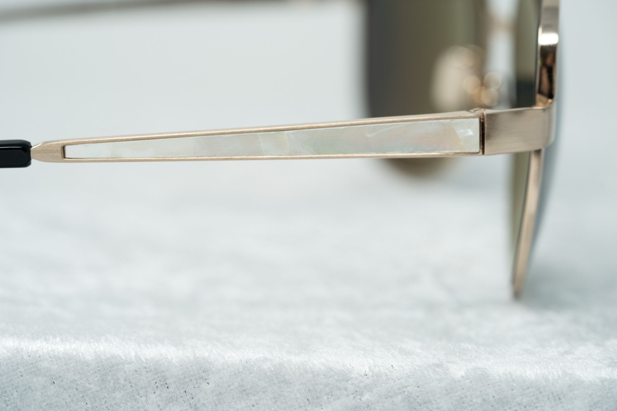 Oscar De La Renta Sunglasses Oversized Rose Gold and Green-GR8 Sunglasses