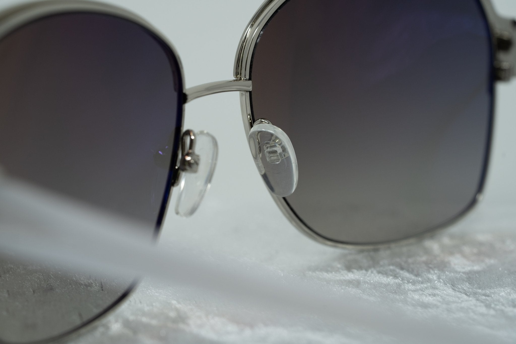 Oscar De La Renta Sunglasses Oversized Silver Light Oyster and Grey-GR8 Sunglasses