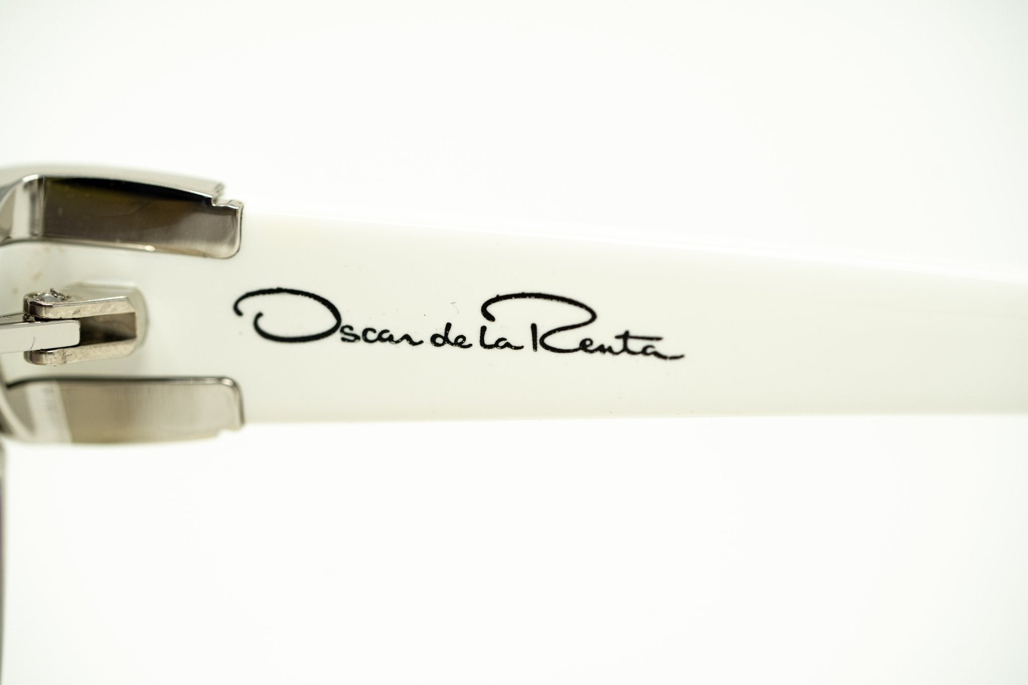 Oscar De La Renta Sunglasses Oversized Silver White and Grey-GR8 Sunglasses