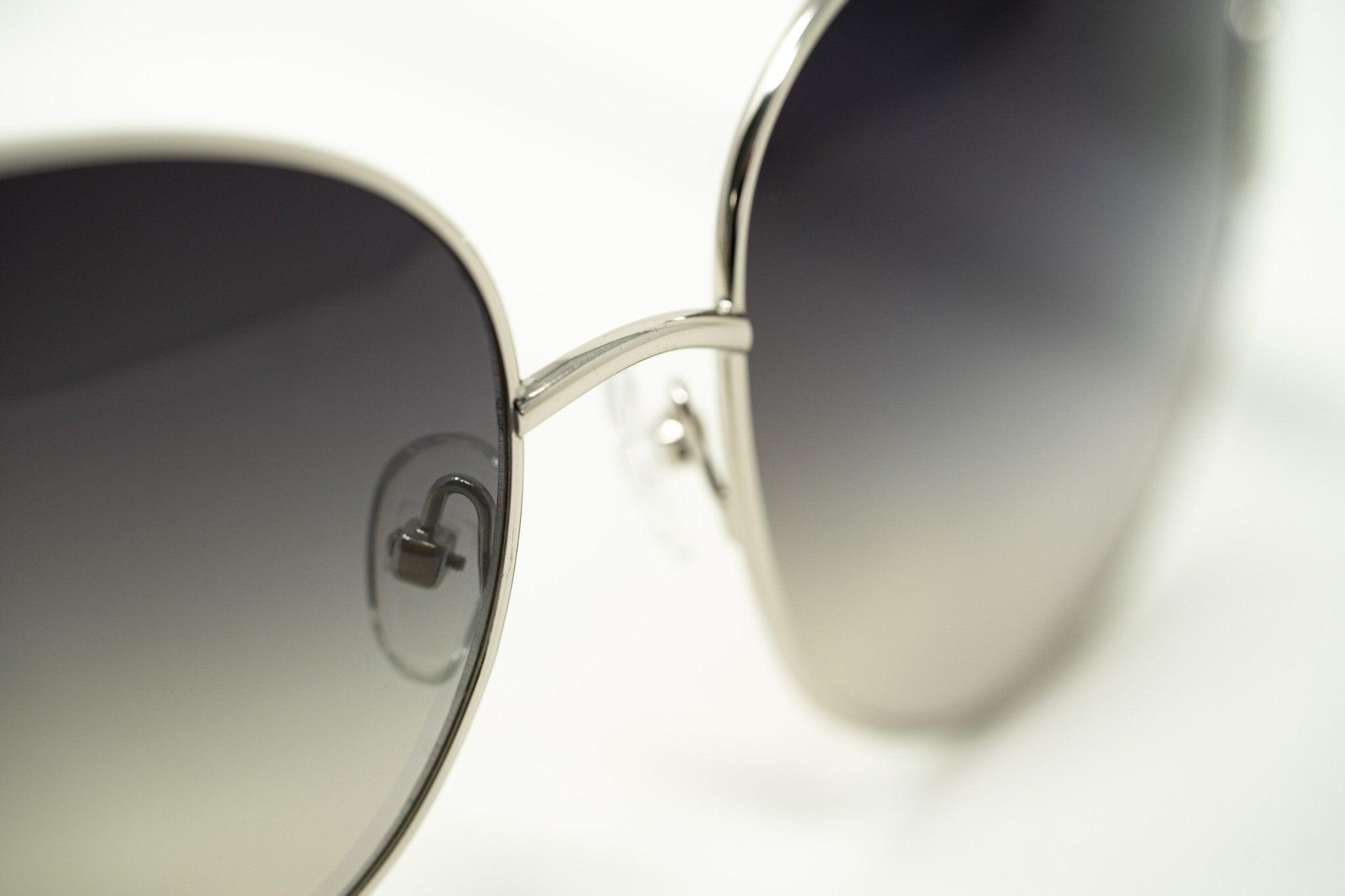 Oscar De La Renta Sunglasses Oversized Silver White and Grey-GR8 Sunglasses