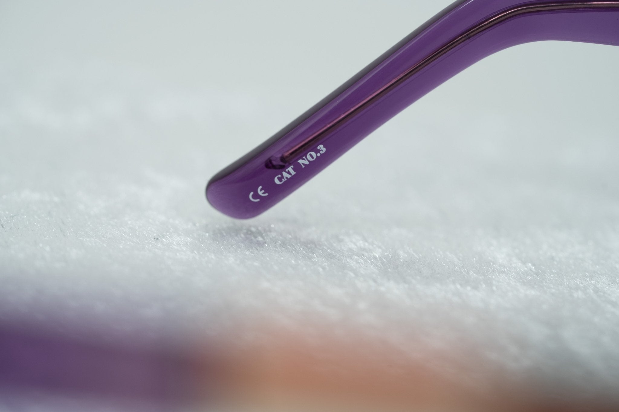 Oscar De La Renta Sunglasses Oversized Purple and Green-GR8 Sunglasses