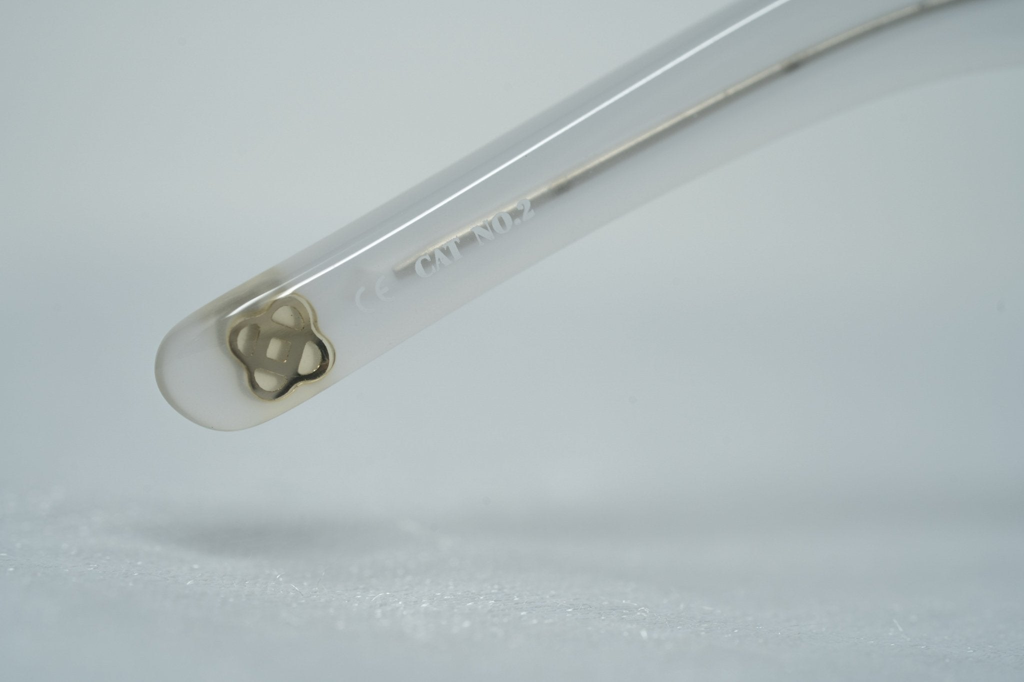 Oscar De La Renta Sunglasses Oversized White and Green-GR8 Sunglasses