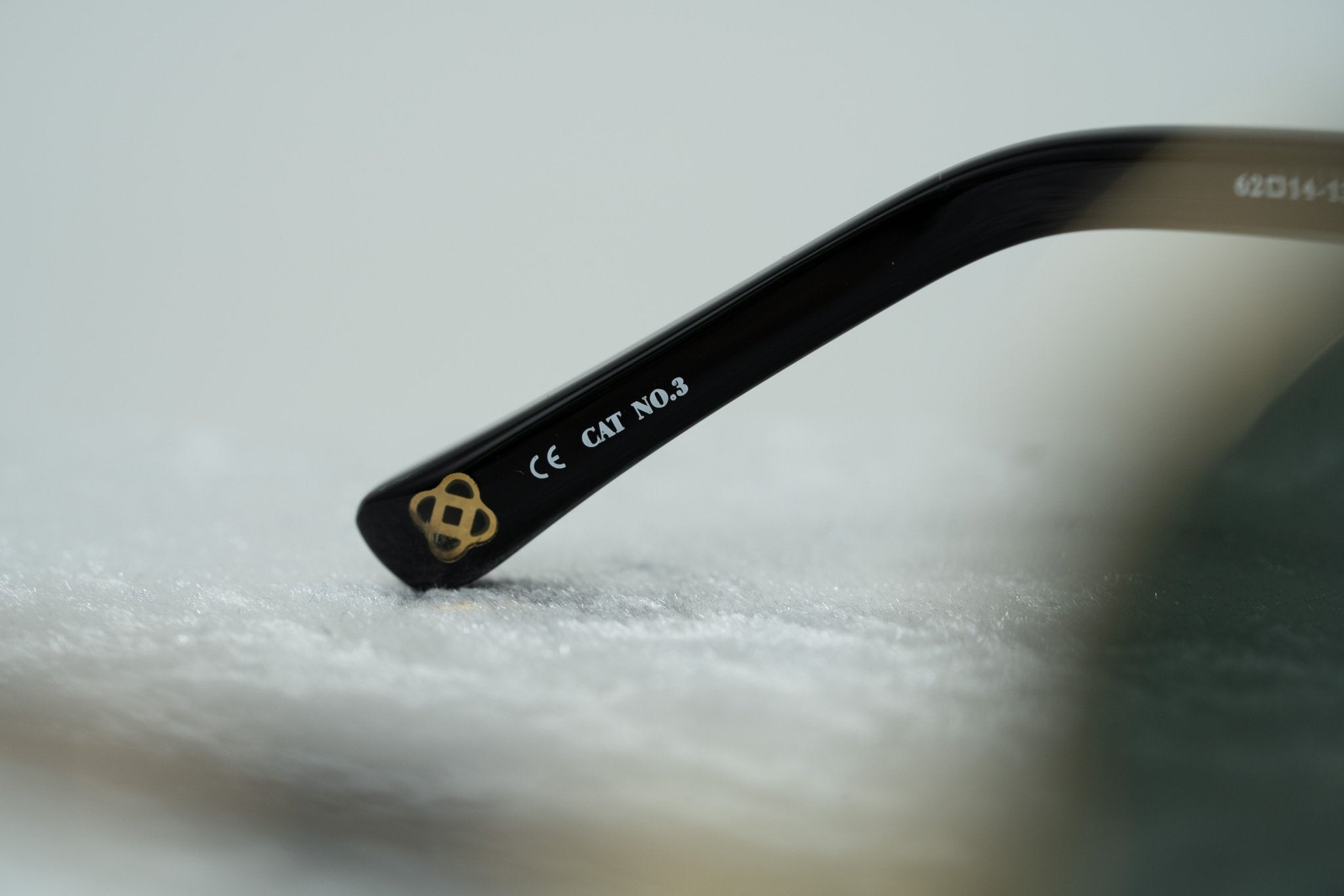 Oscar De La Renta Sunglasses Rose Gold and Green-GR8 Sunglasses