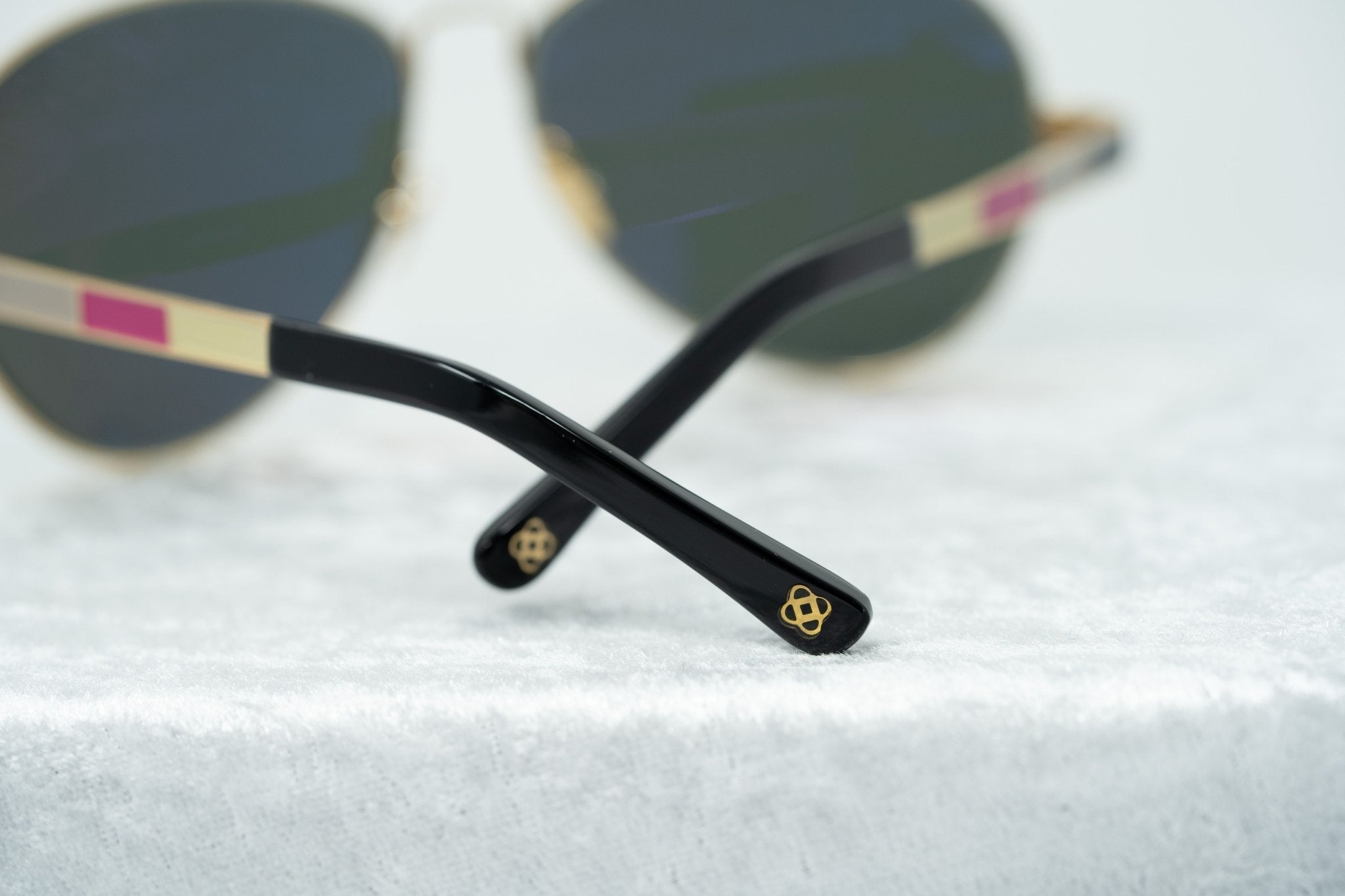 Oscar De La Renta Sunglasses Rose Gold and Green-GR8 Sunglasses