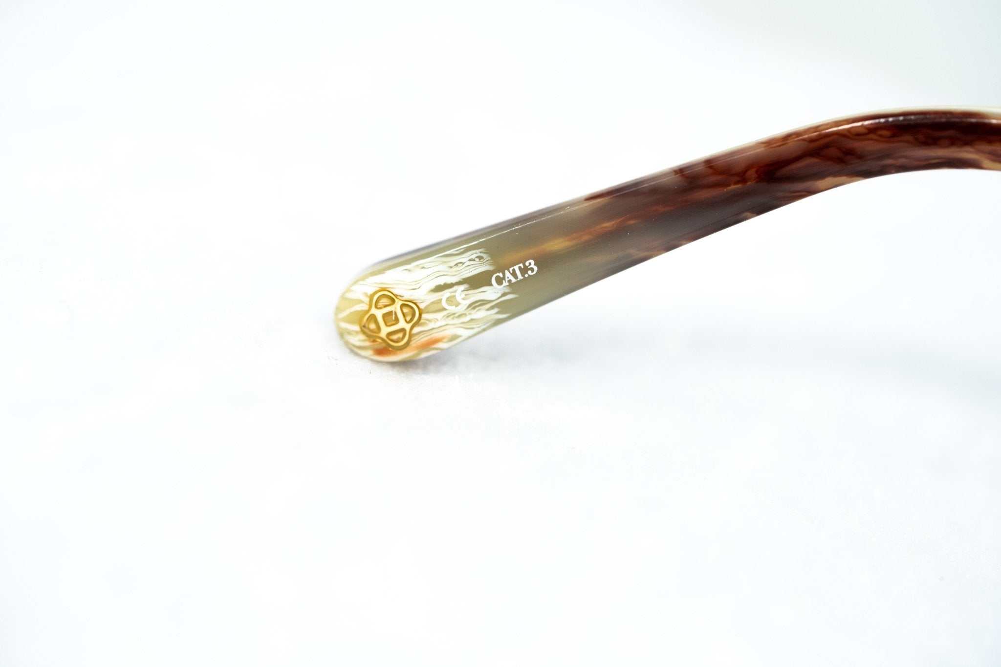 Oscar De La Renta Sunglasses Amber and Green-GR8 Sunglasses