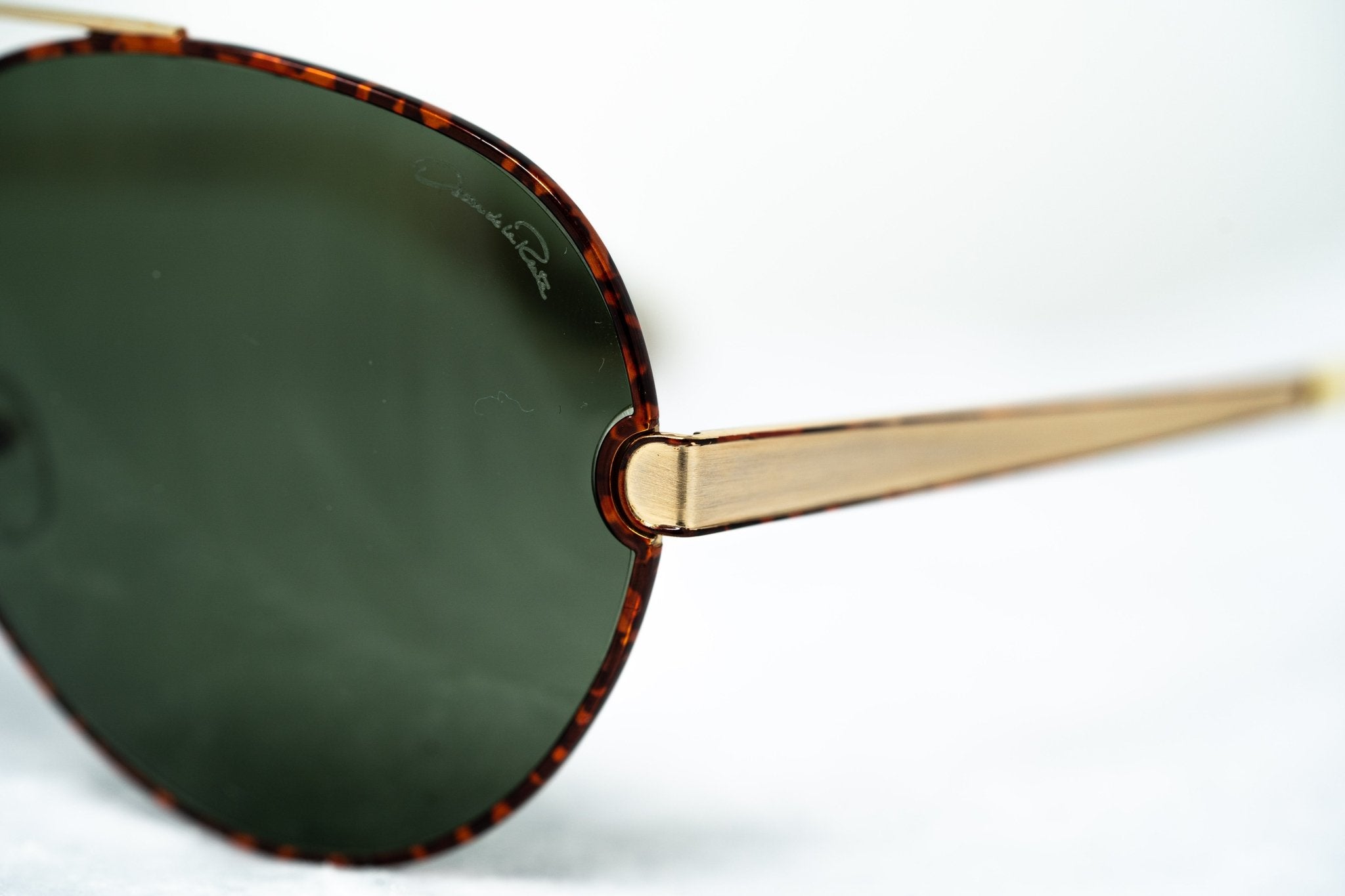 Oscar De La Renta Sunglasses Amber and Green-GR8 Sunglasses