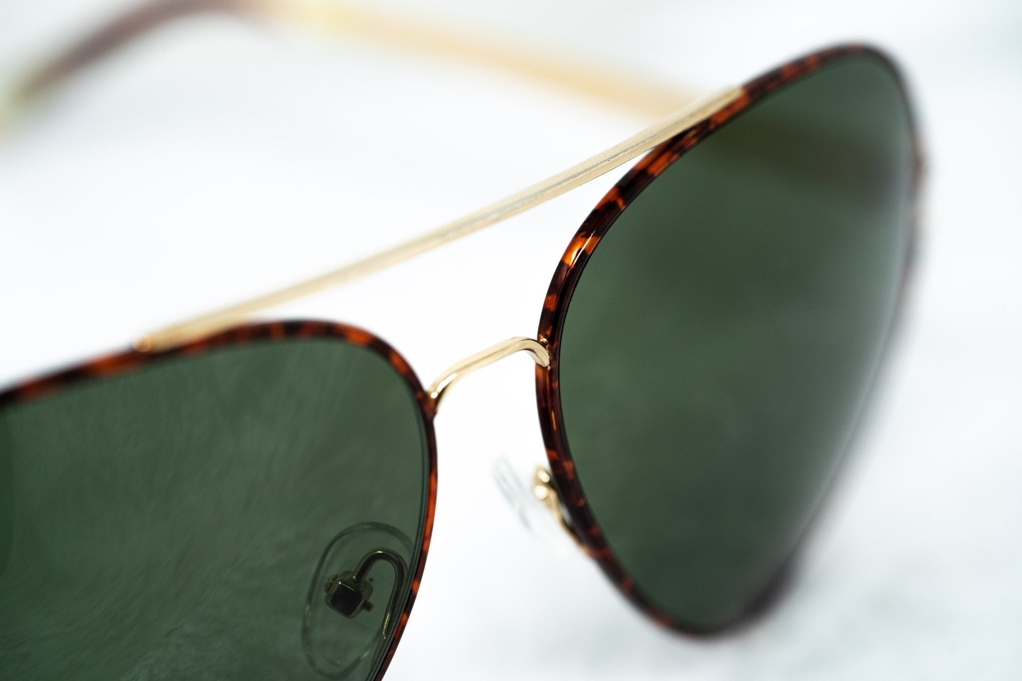 Oscar De La Renta Sunglasses Amber and Green-GR8 Sunglasses