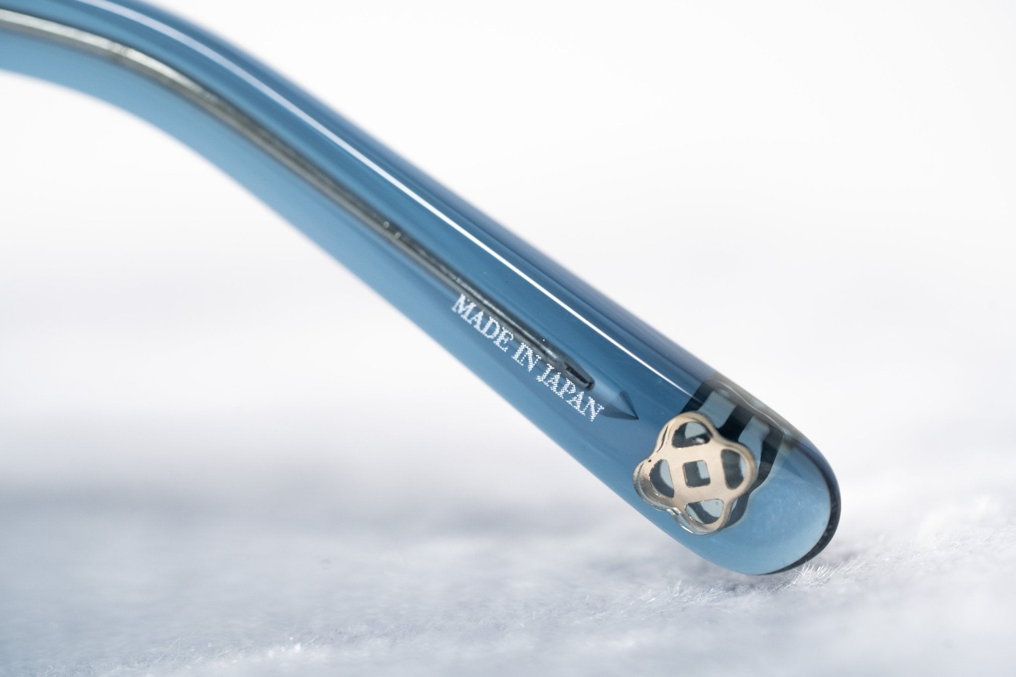 Oscar De La Renta Eyeglasses D-Frame Blue and Clear-GR8 Sunglasses