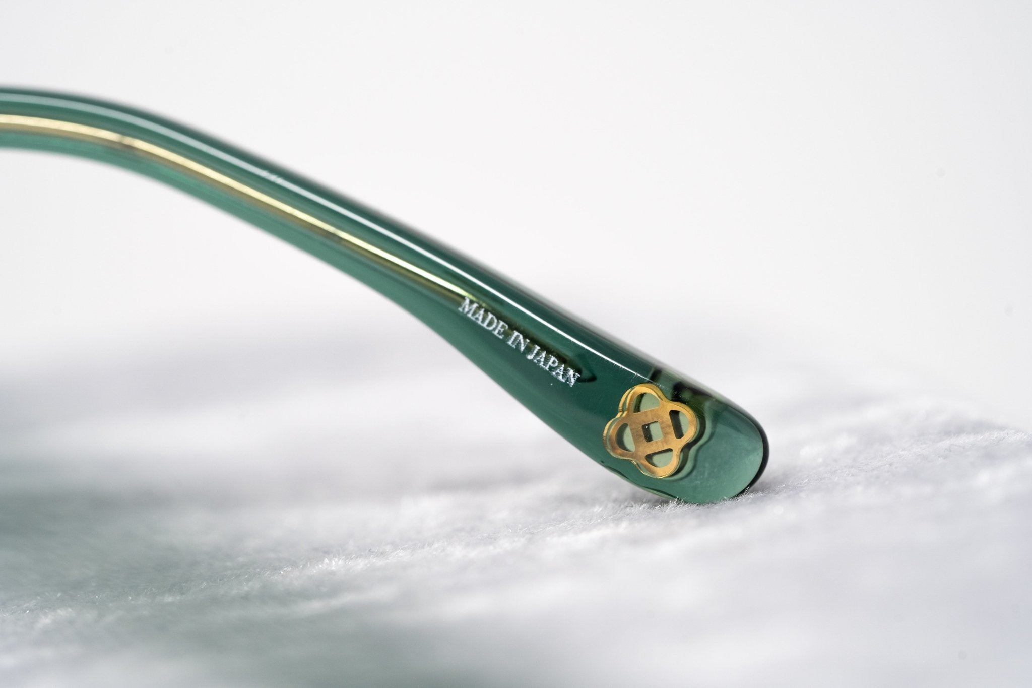 Oscar De La Renta Eyeglasses Oval Green and Clear-GR8 Sunglasses