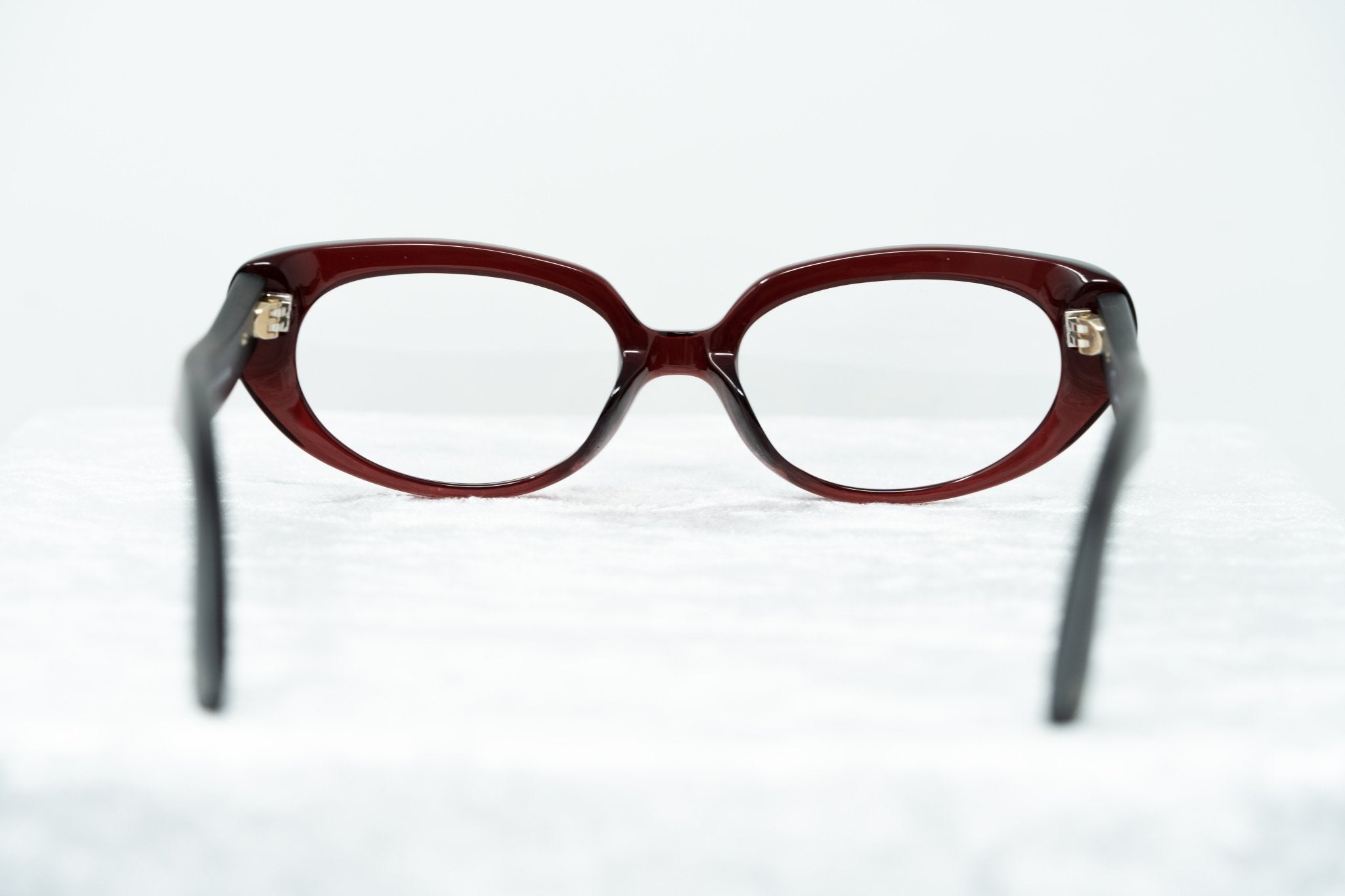 Oscar De La Renta Eyeglasses Oval Sandalwood Ruby and Clear-GR8 Sunglasses