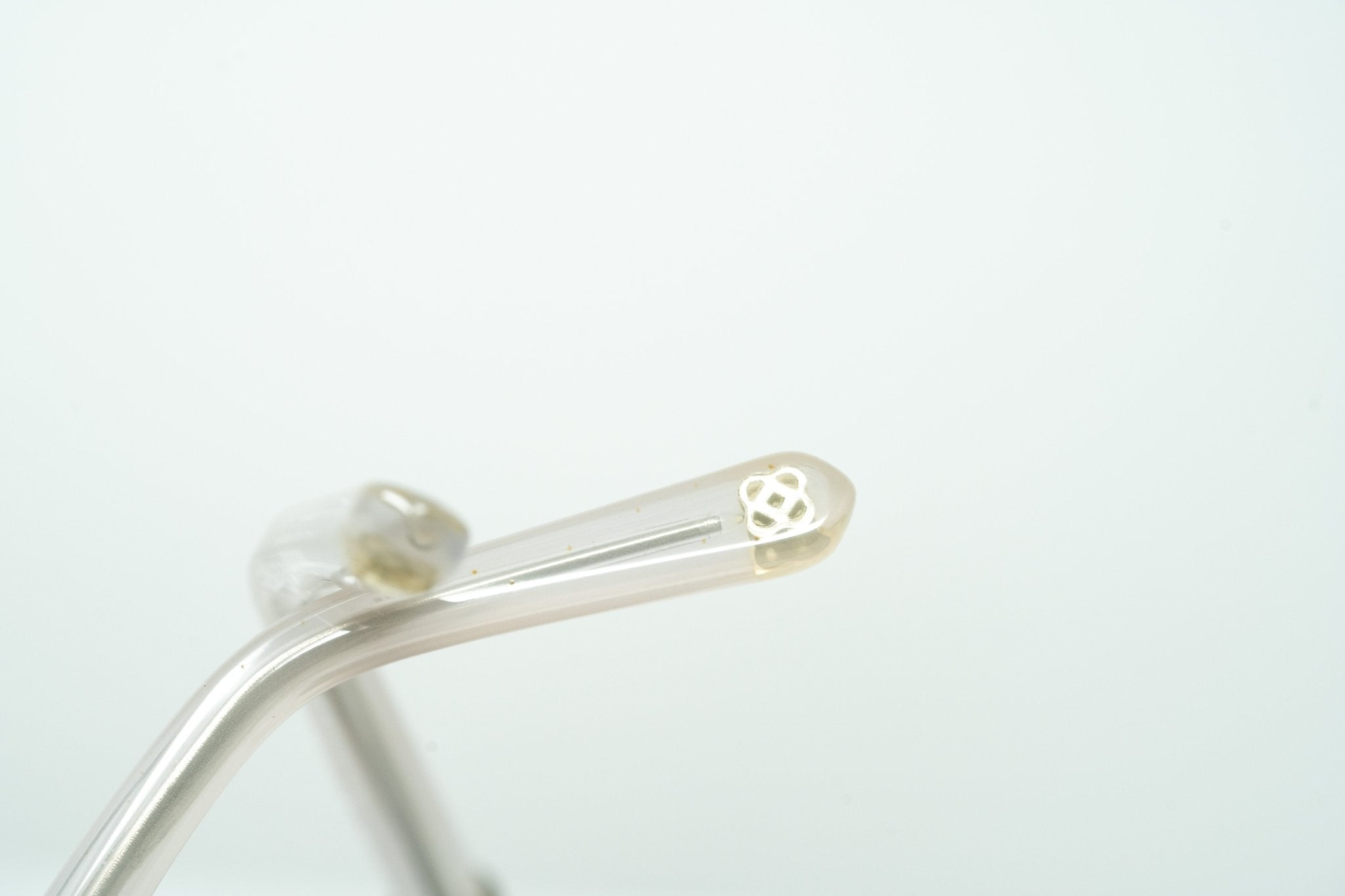 Oscar De La Renta Women Sunglasses Oversized Ivory and Grey-GR8 Sunglasses