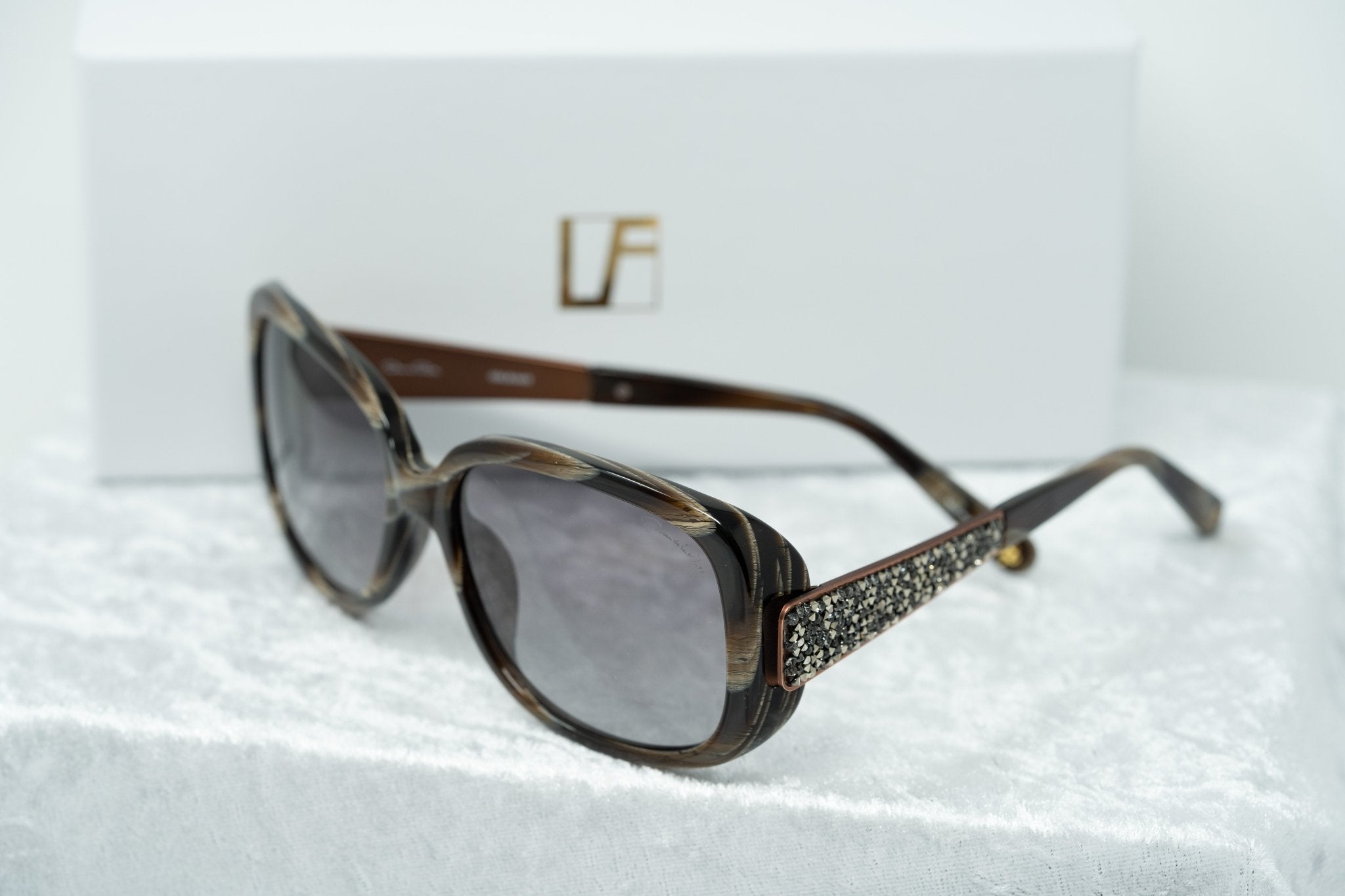 Oscar De La Renta Sunglasses Oversized Horn and Grey-GR8 Sunglasses