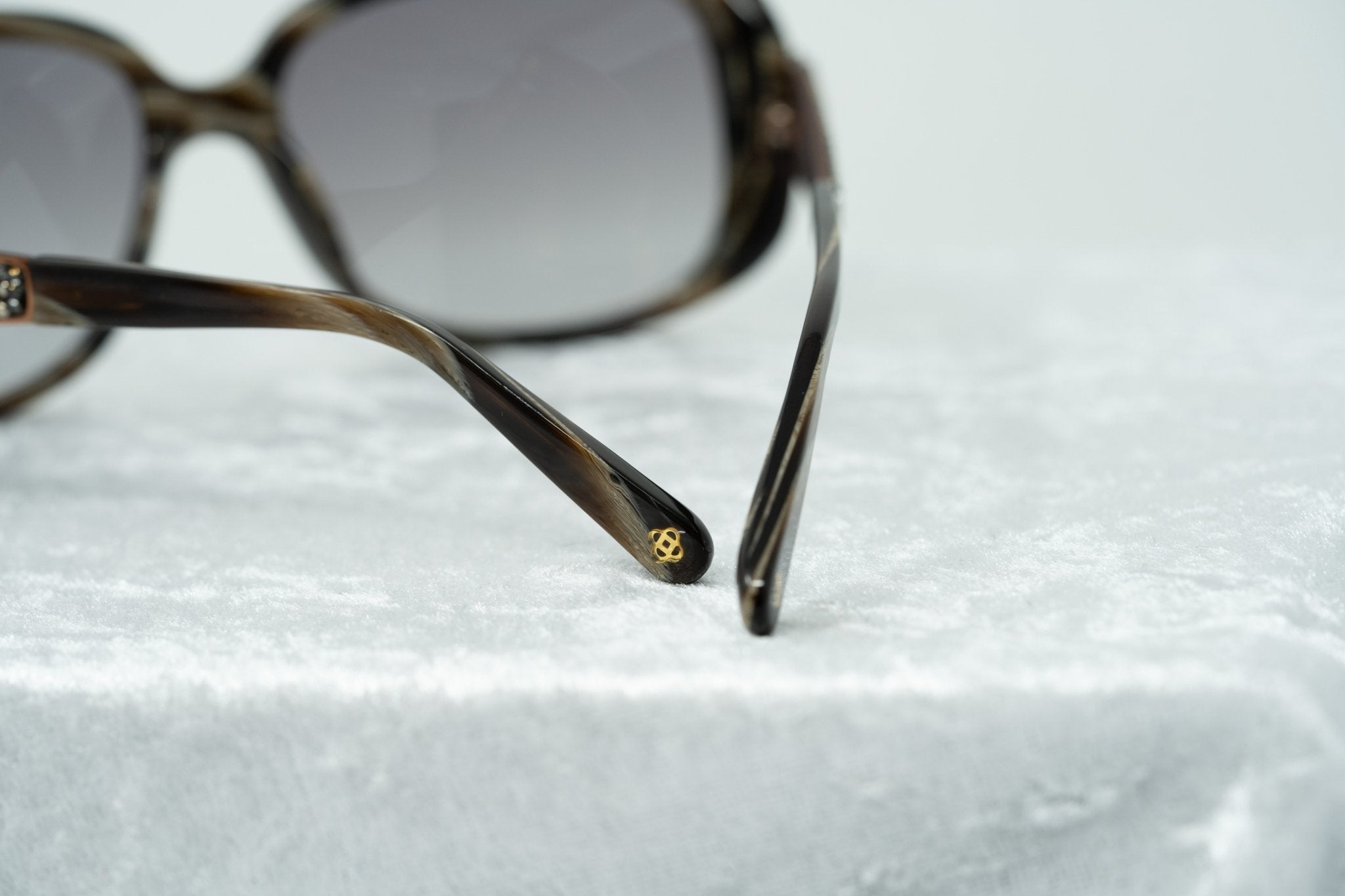 Oscar De La Renta Sunglasses Oversized Horn and Grey-GR8 Sunglasses