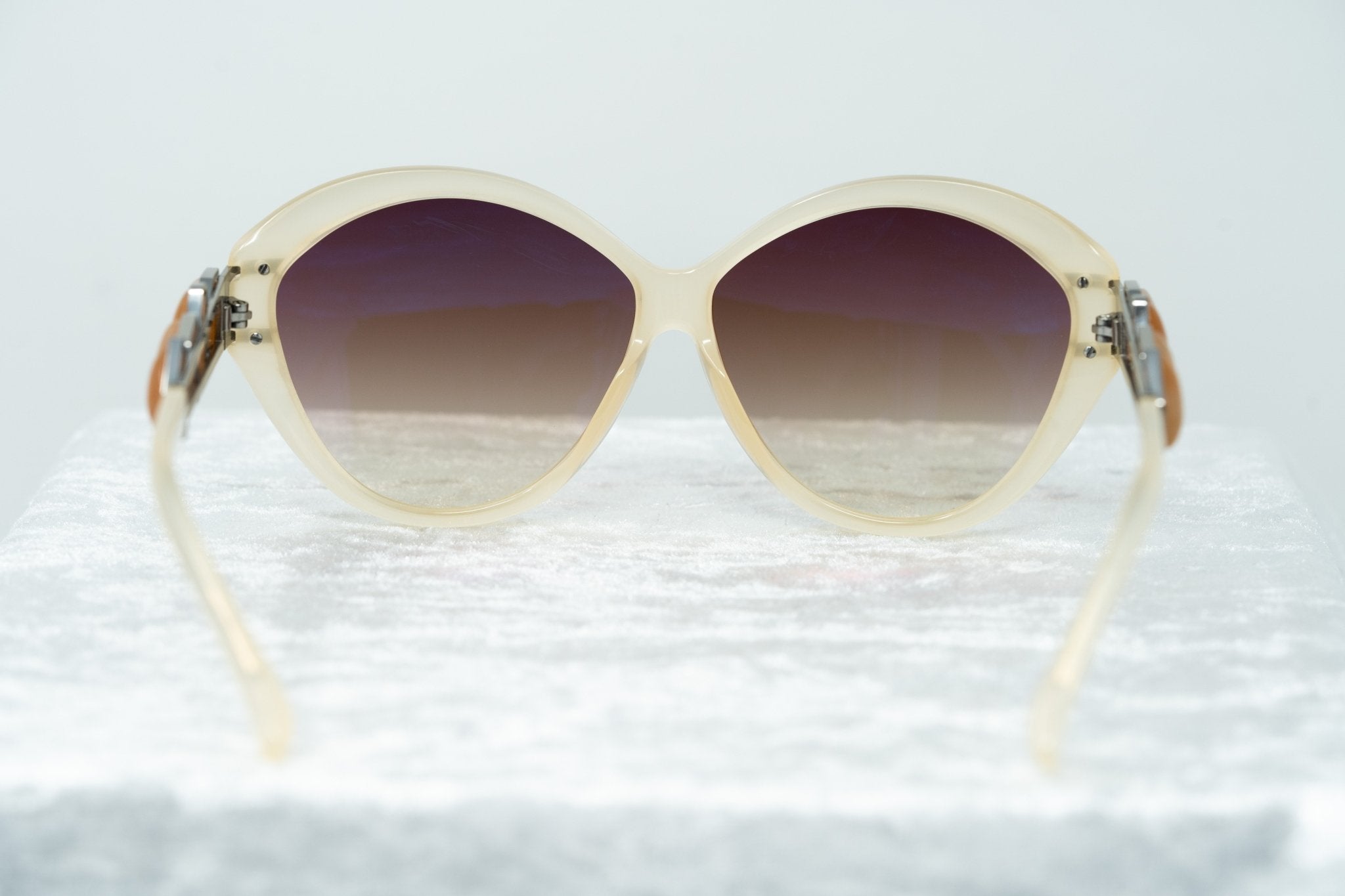 Oscar De La Renta Sunglasses Oversized Nude and Brown-GR8 Sunglasses