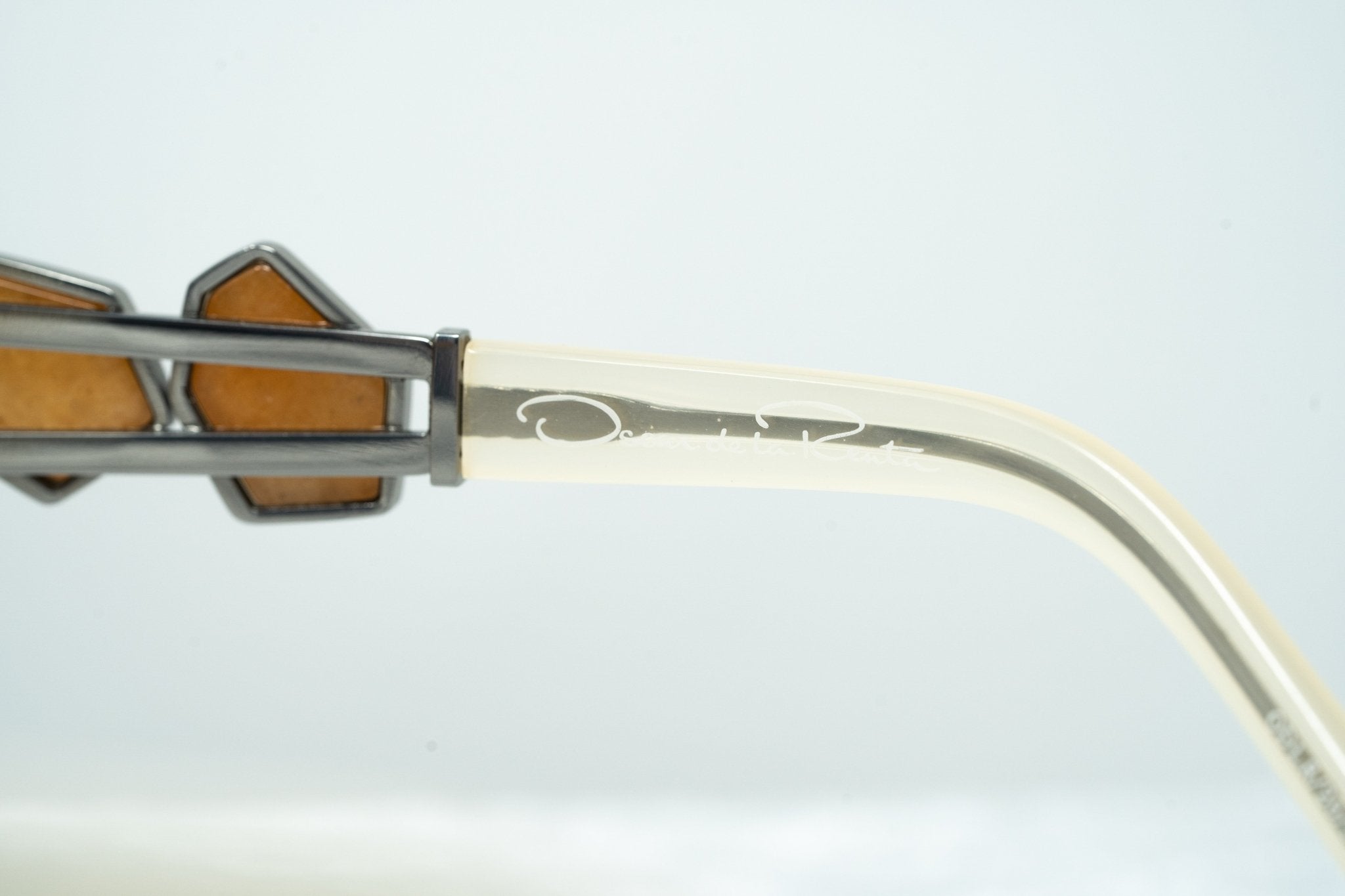 Oscar De La Renta Sunglasses Oversized Nude and Brown-GR8 Sunglasses