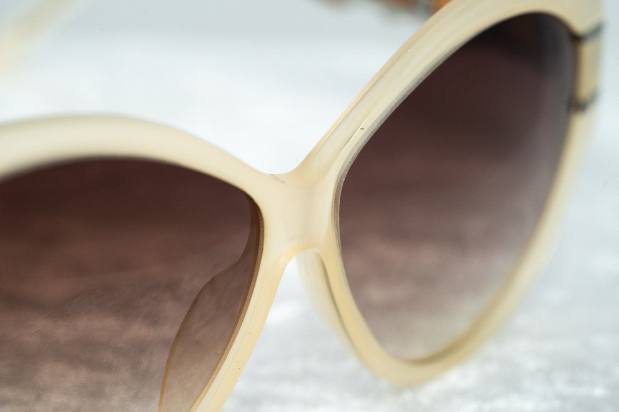 Oscar De La Renta Sunglasses Oversized Nude and Brown-GR8 Sunglasses