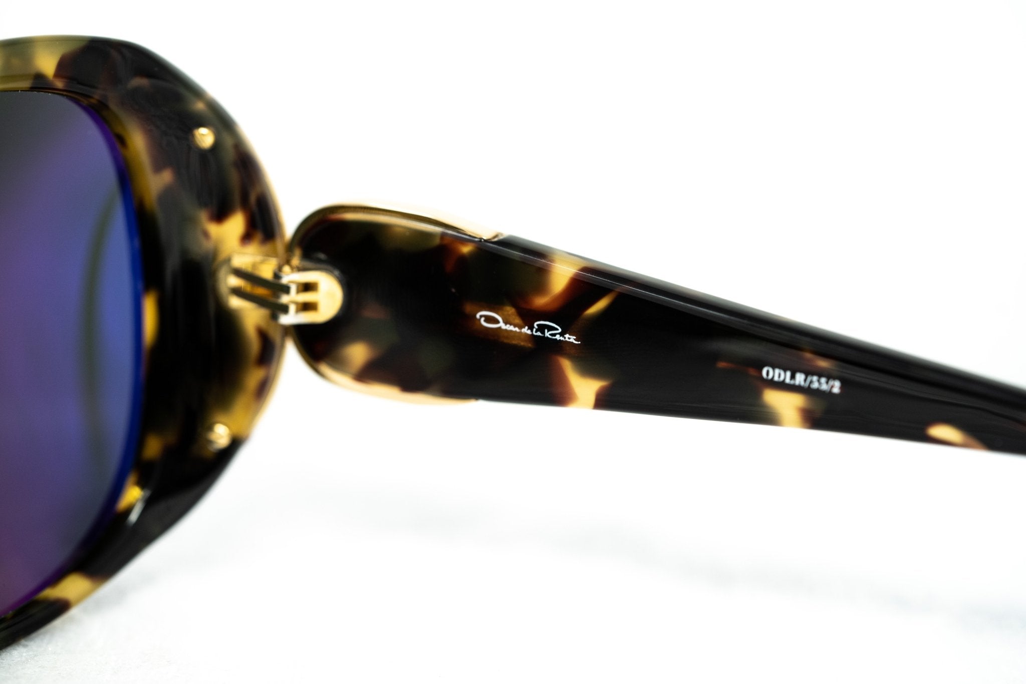 Oscar De La Renta Sunglasses Oversized Tortoise Shell and Grey-GR8 Sunglasses