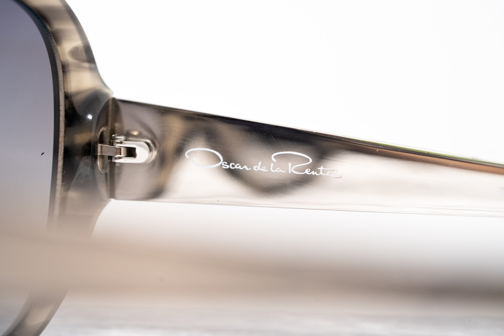 Oscar De La Renta Sunglasses Oversized Inky Horn and Grey-GR8 Sunglasses