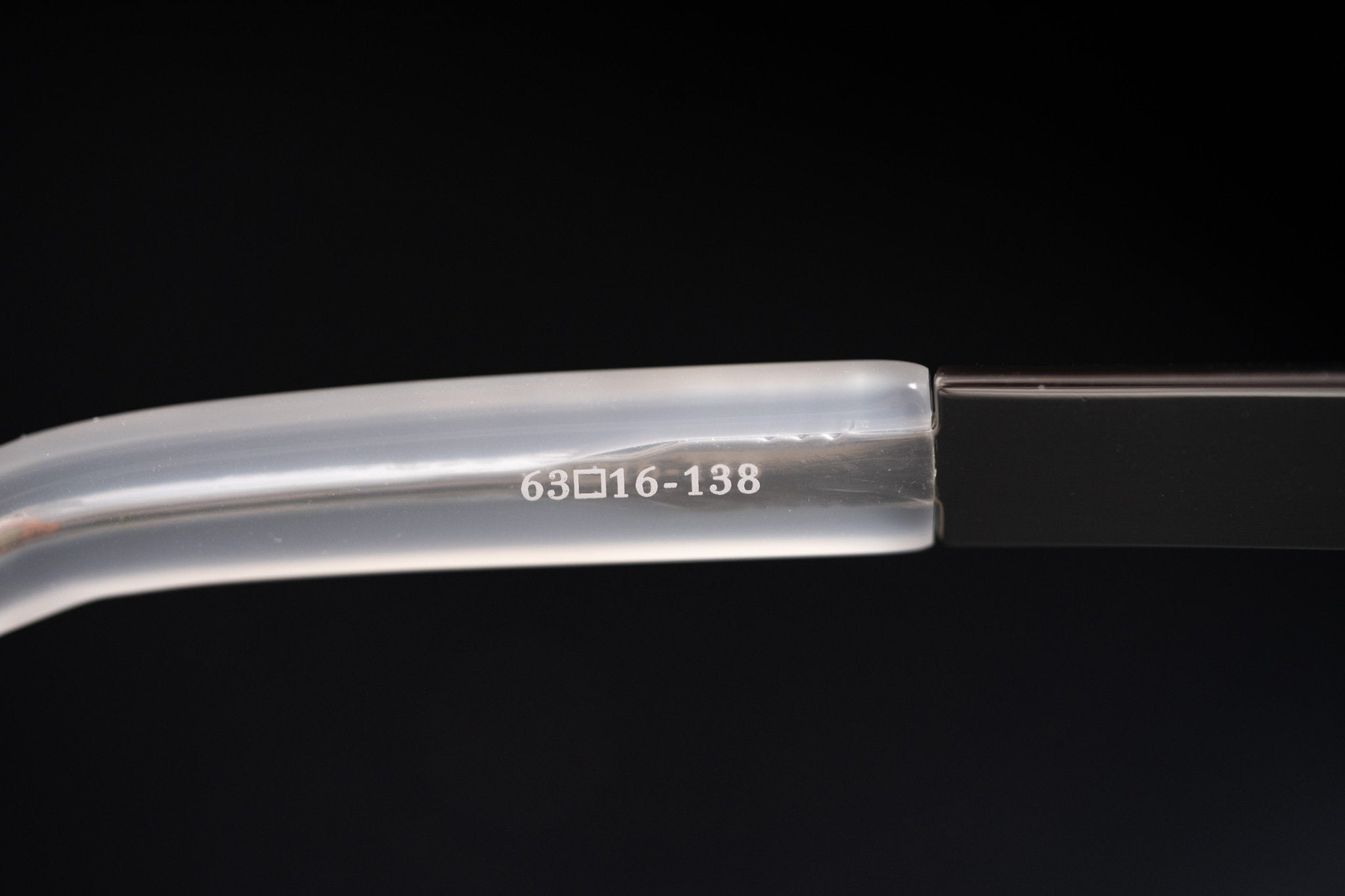 Oscar De La Renta Sunglasses Oversized Ivory and Grey-GR8 Sunglasses