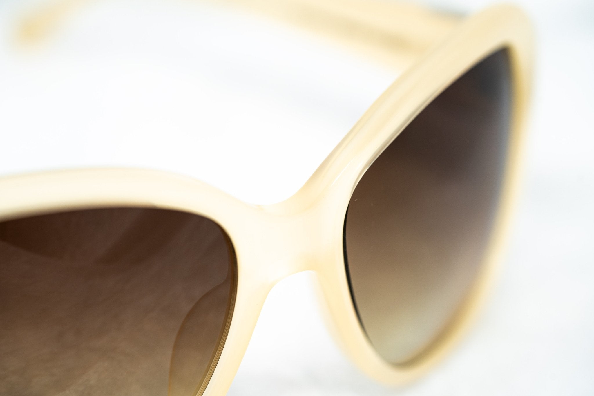 Oscar De La Renta Sunglasses Oversized Nude Silver and Amber-GR8 Sunglasses