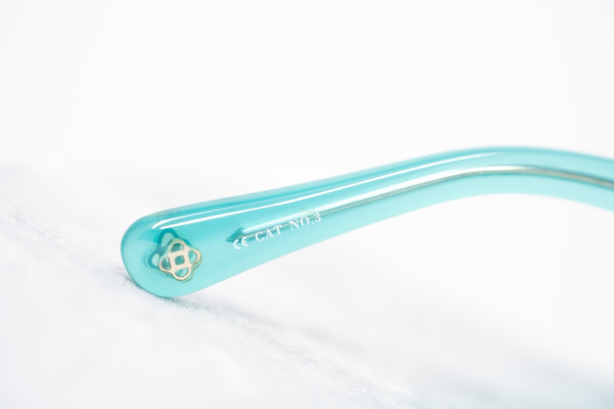 Oscar De La Renta Sunglasses Oversized Spearmint and Purple-GR8 Sunglasses