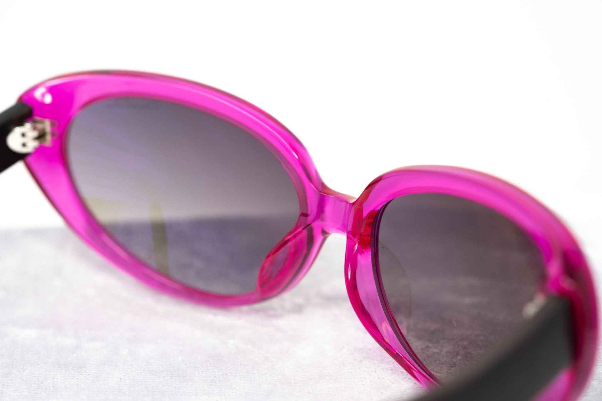 Oscar De La Renta Sunglasses Oval Pink and Grey-GR8 Sunglasses