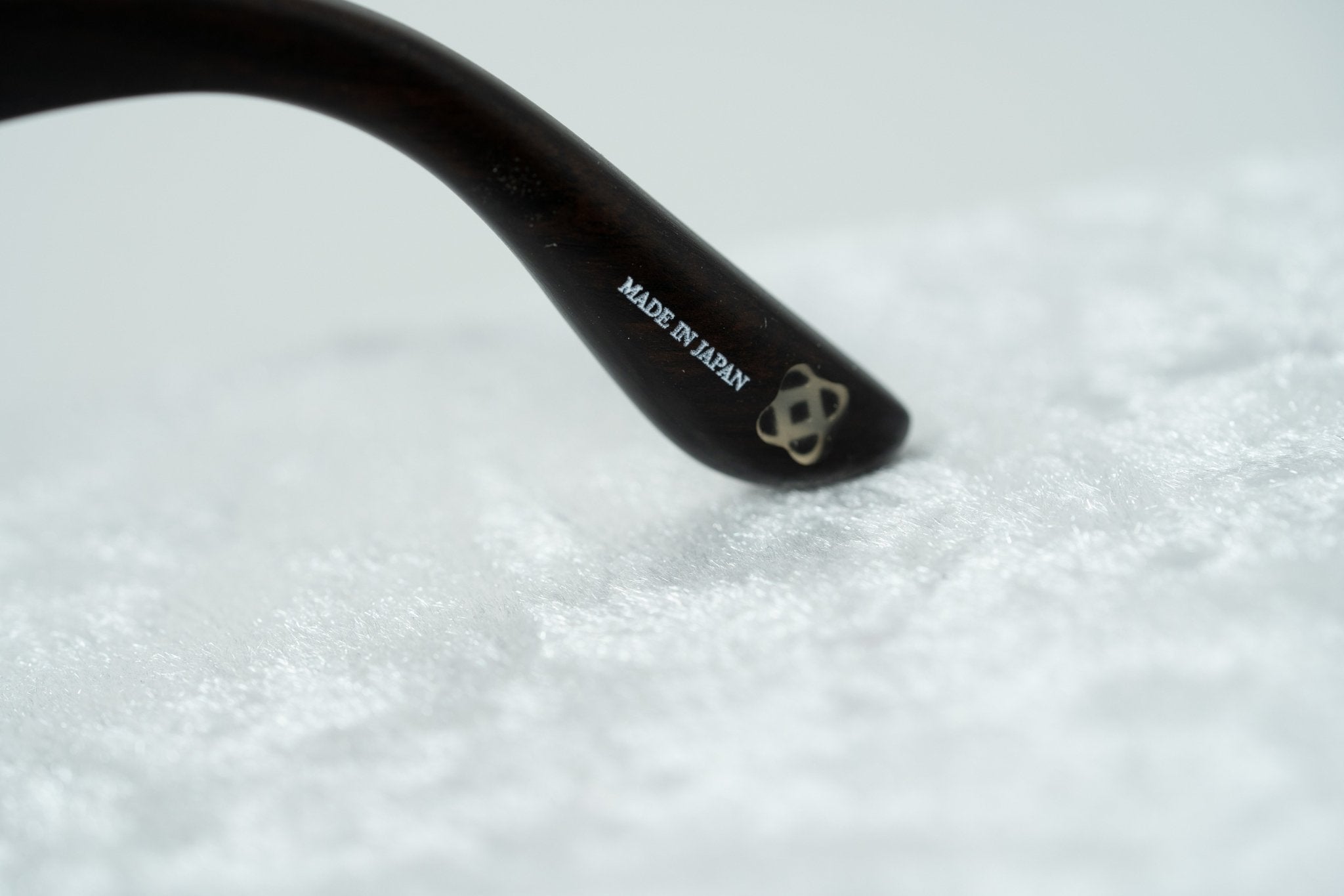 Oscar De La Renta Sunglasses Oval Red and Brown-GR8 Sunglasses