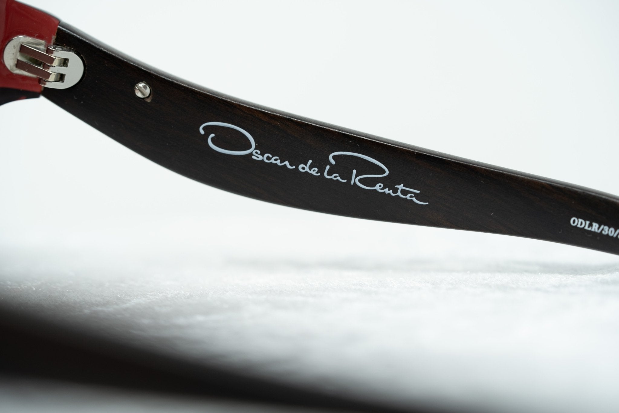 Oscar De La Renta Sunglasses Oval Red and Brown-GR8 Sunglasses