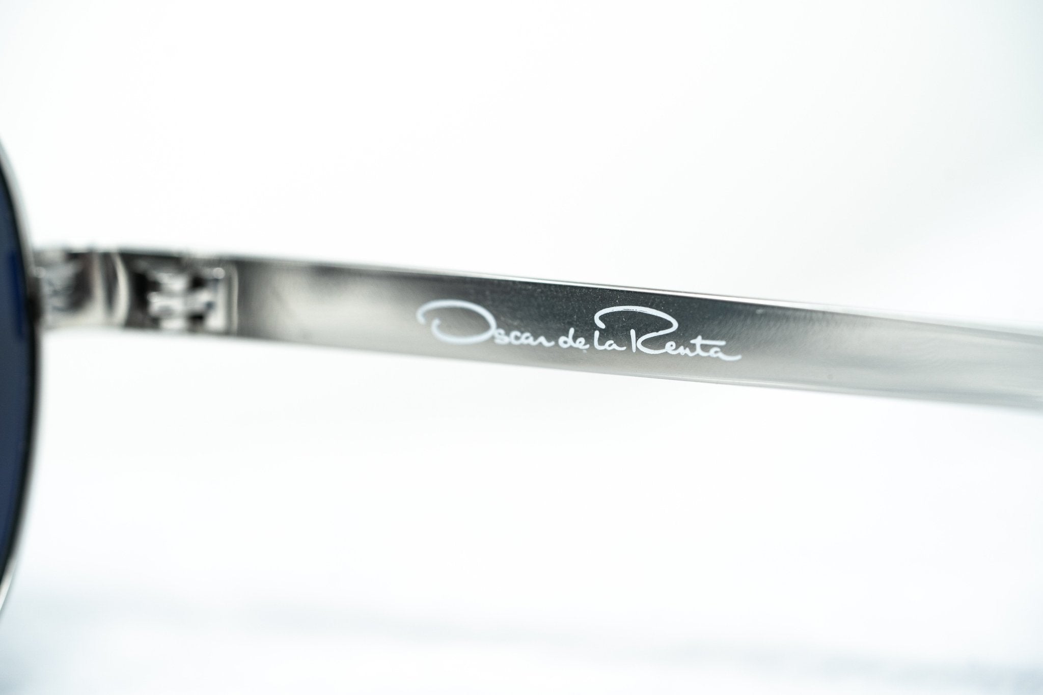 Oscar De La Renta Sunglasses Silver and Grey-GR8 Sunglasses