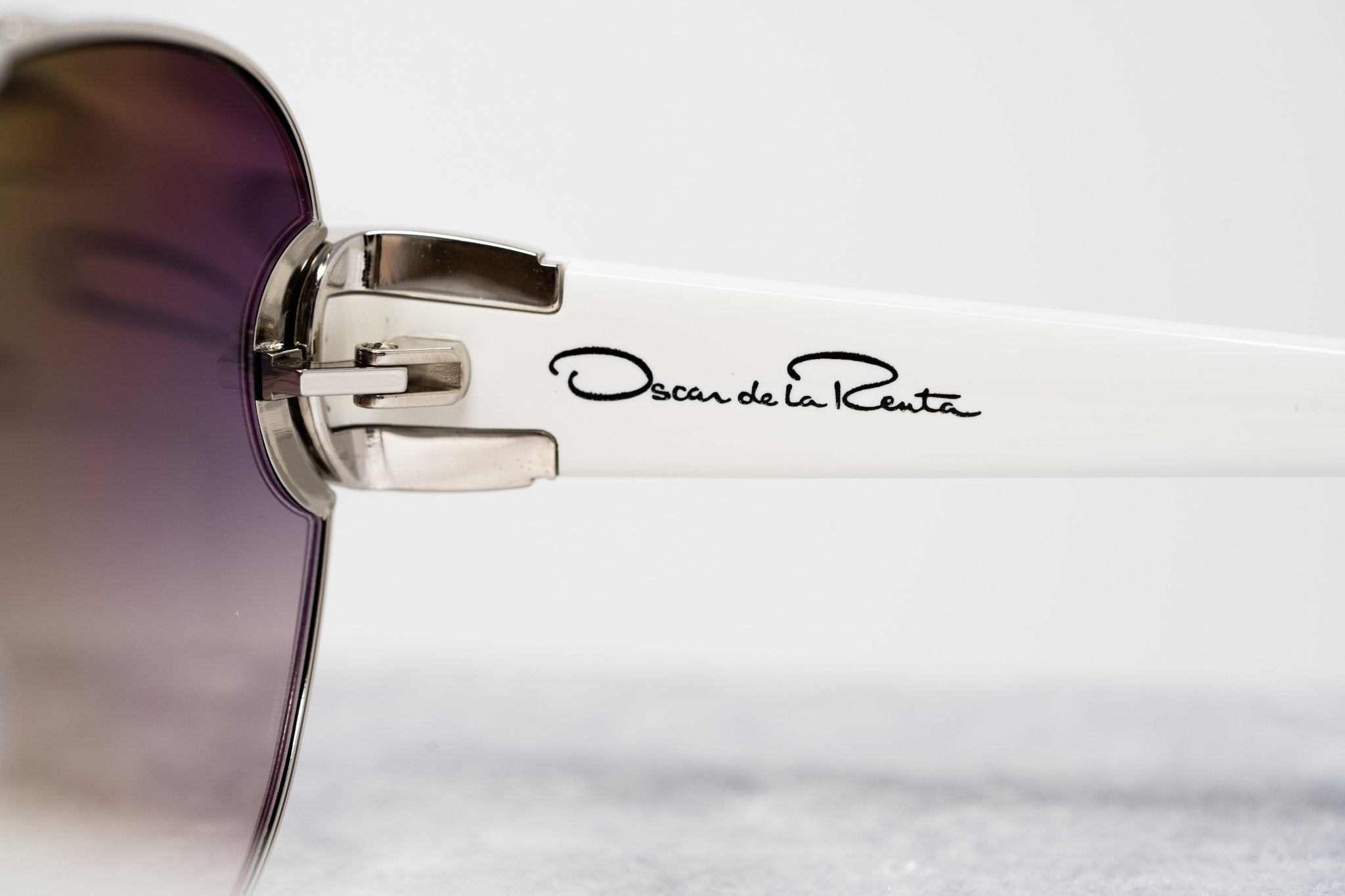 Oscar De La Renta Sunglasses Oversized Silver and Dark Grey-GR8 Sunglasses
