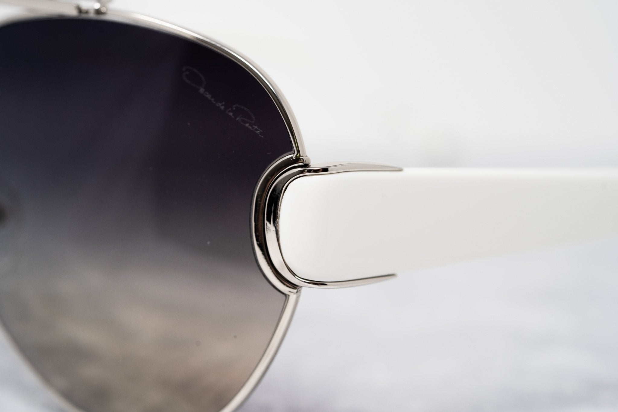 Oscar De La Renta Sunglasses Oversized Silver and Dark Grey-GR8 Sunglasses