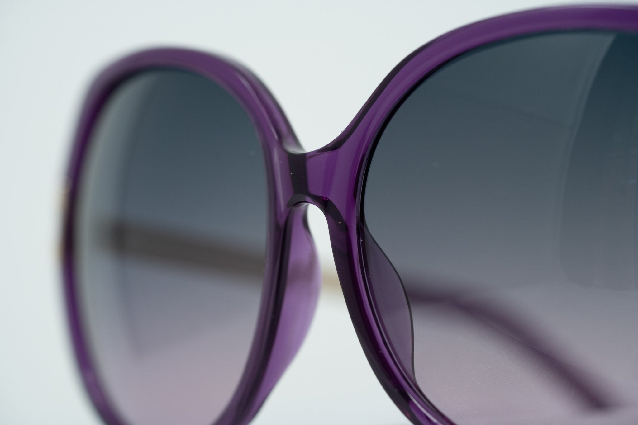 Oscar De La Renta Sunglasses Oversized Purple and Grey-GR8 Sunglasses