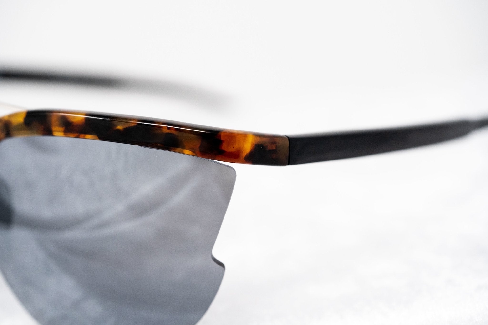 Prabal Gurung Sunglasses Special Tortoiseshell and Black-GR8 Sunglasses